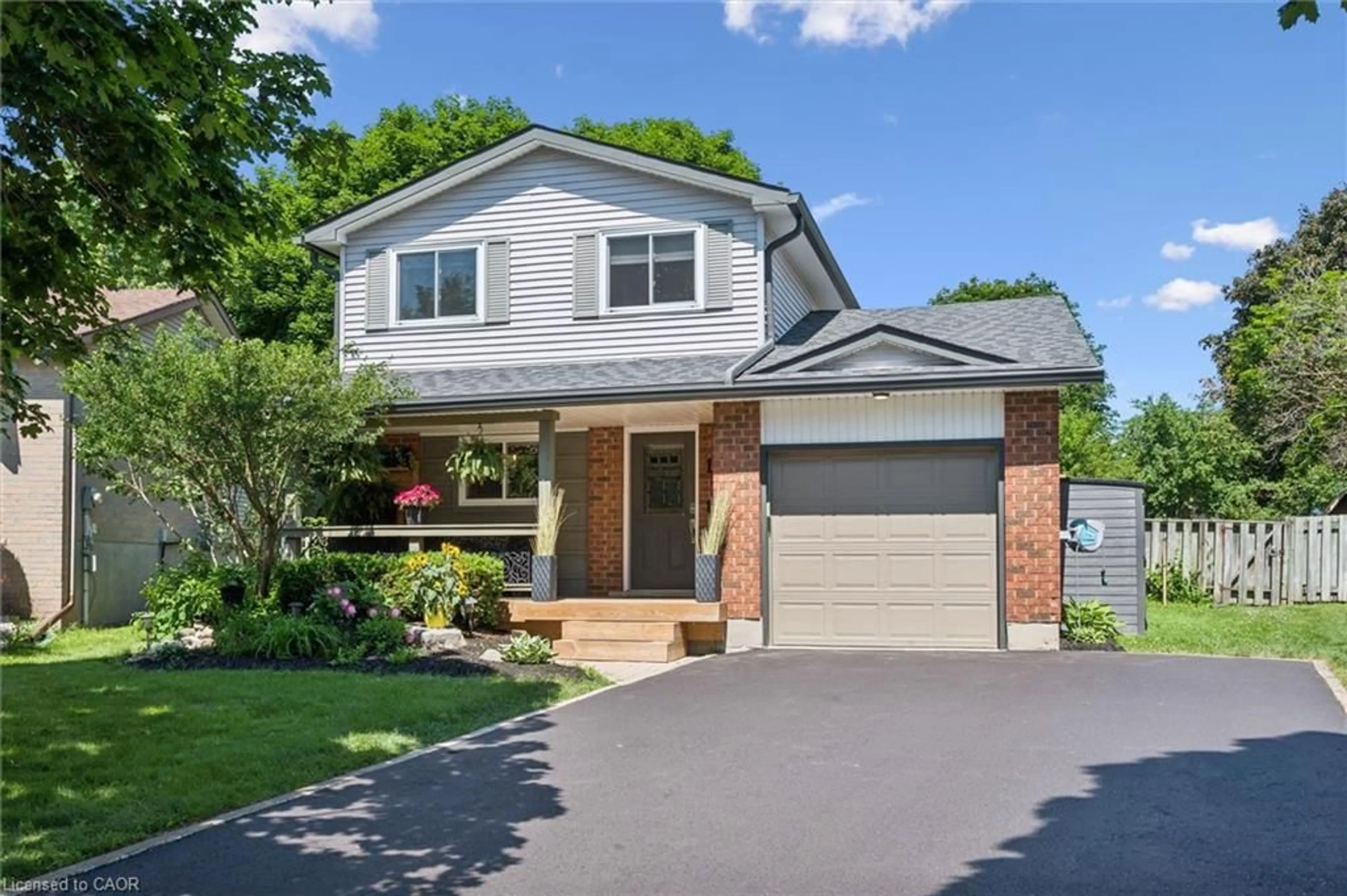Home with brick exterior material, street for 123 Clearwater Cres, Waterloo Ontario N2V 1E7