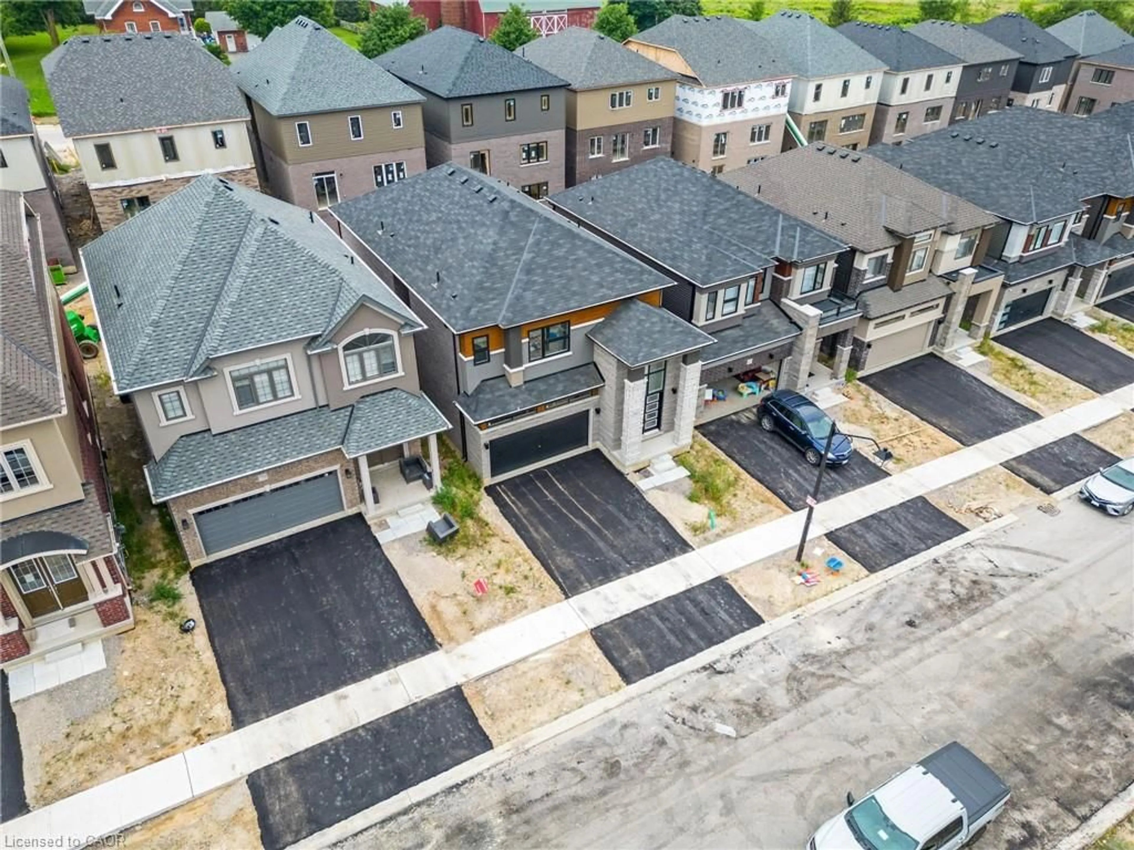 A pic from outside/outdoor area/front of a property/back of a property/a pic from drone, street for 61 George Brier Dr, Paris Ontario N3L 4A2