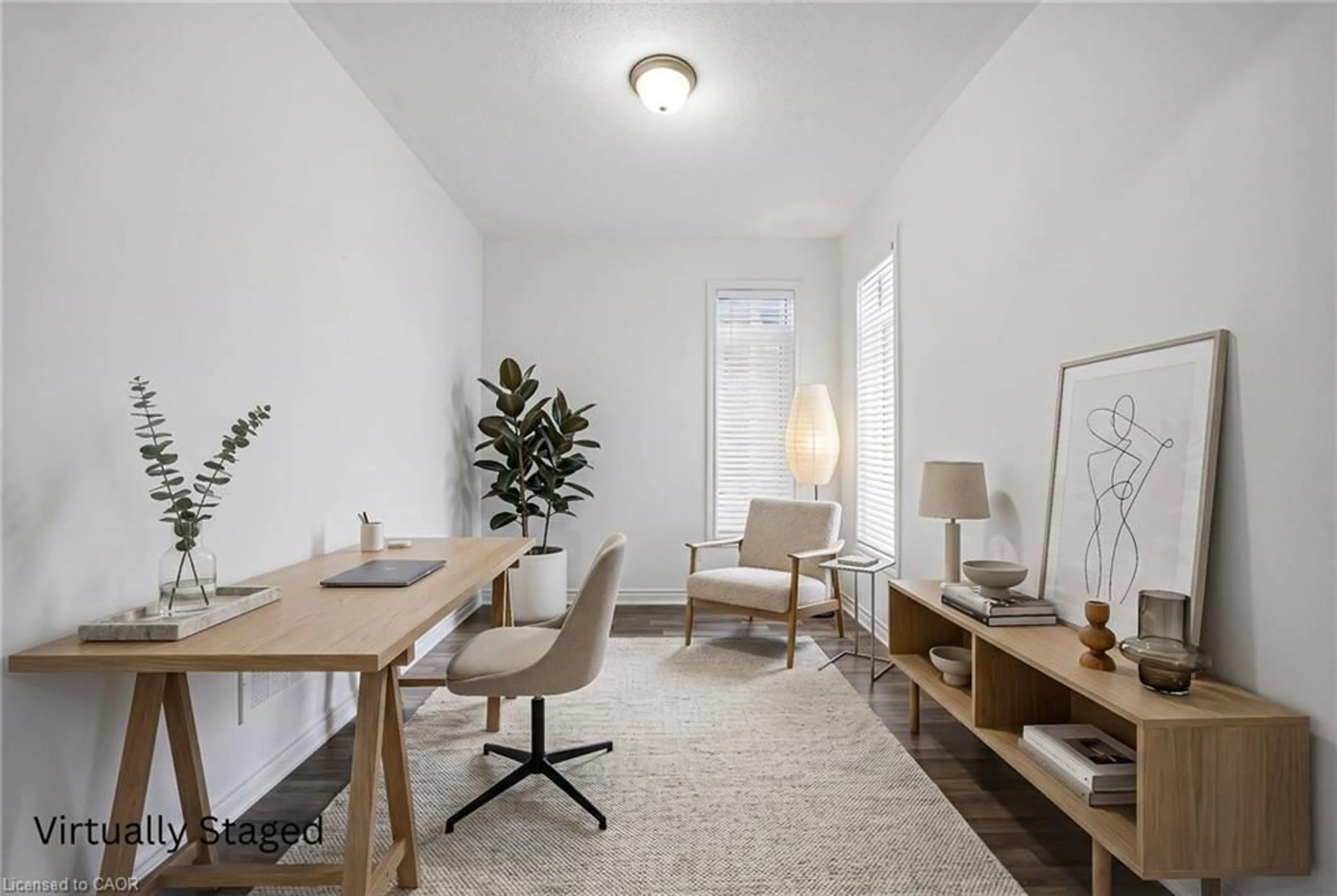 A pic of a room for 12 Oldham Ave, Paris Ontario N3L 0G7