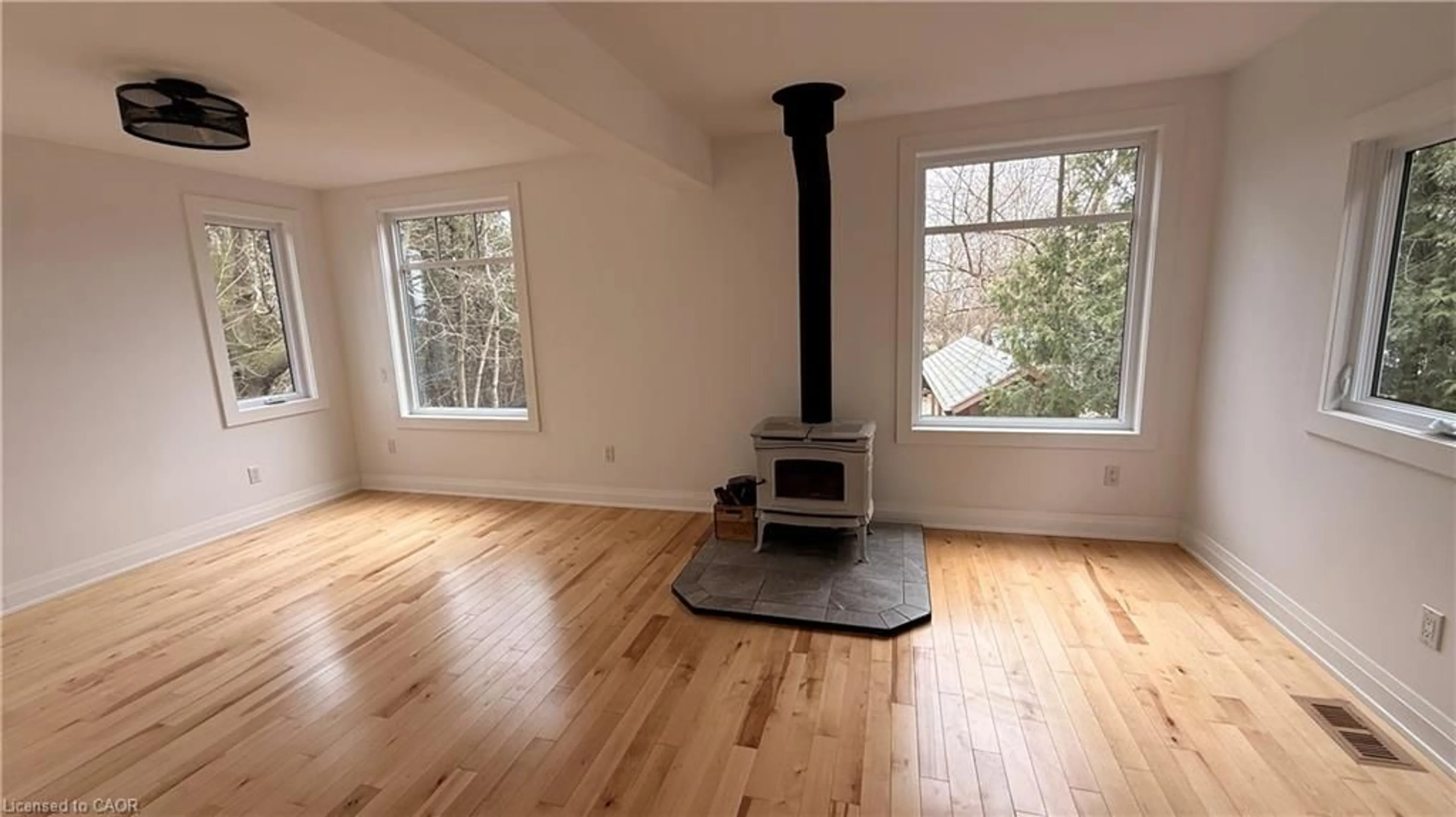 A pic of a room for 265 Mill St, Saugeen Shores Ontario N0H 2C2