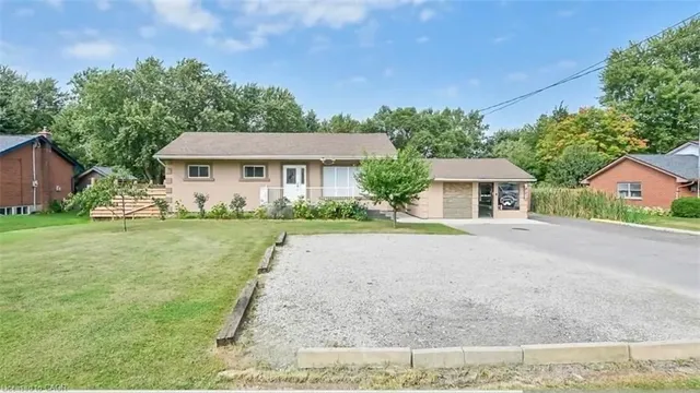 6540 Twenty Rd, Hamilton 2