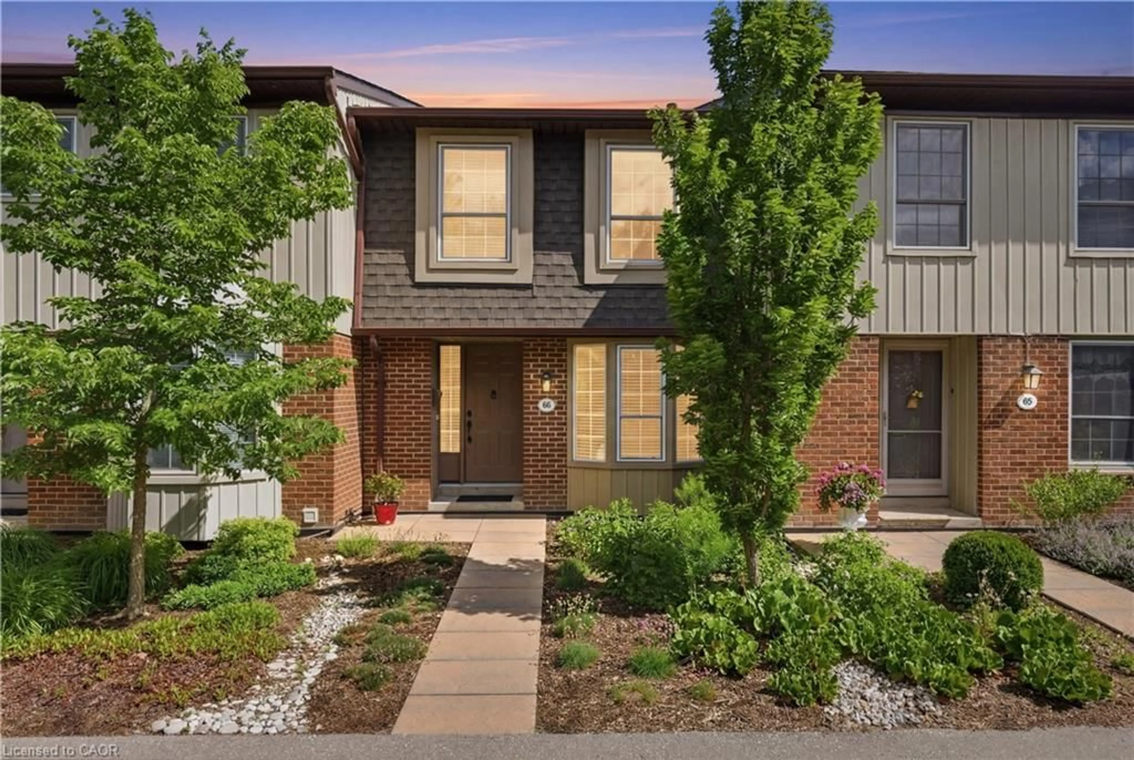Home with brick exterior material, street for 3027 Glencrest Rd #66, Burlington Ontario L7N 3K1