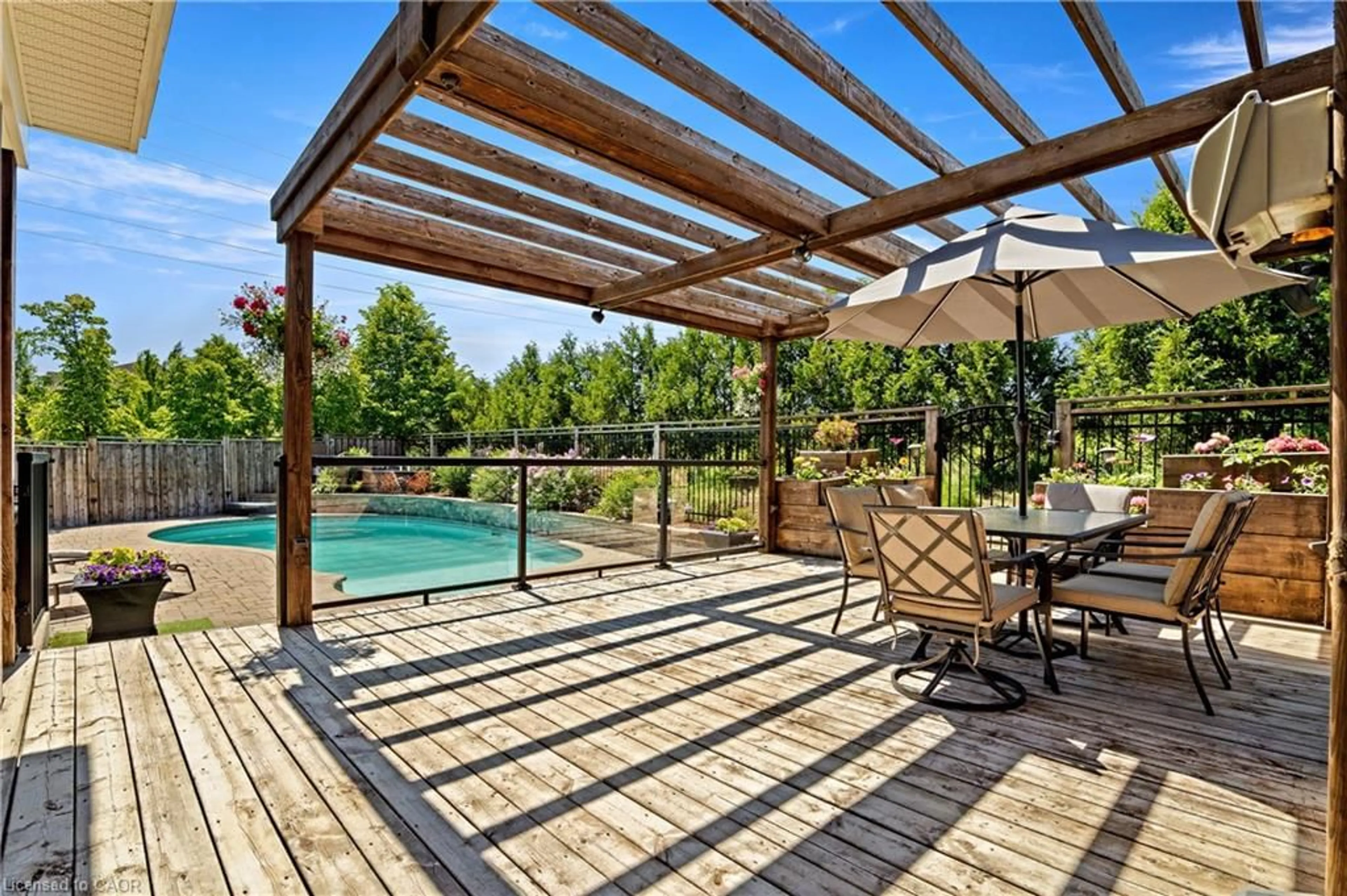 Patio, water/lake/river/ocean view for 505 St Moritz Ave, Waterloo Ontario N2T 0B3