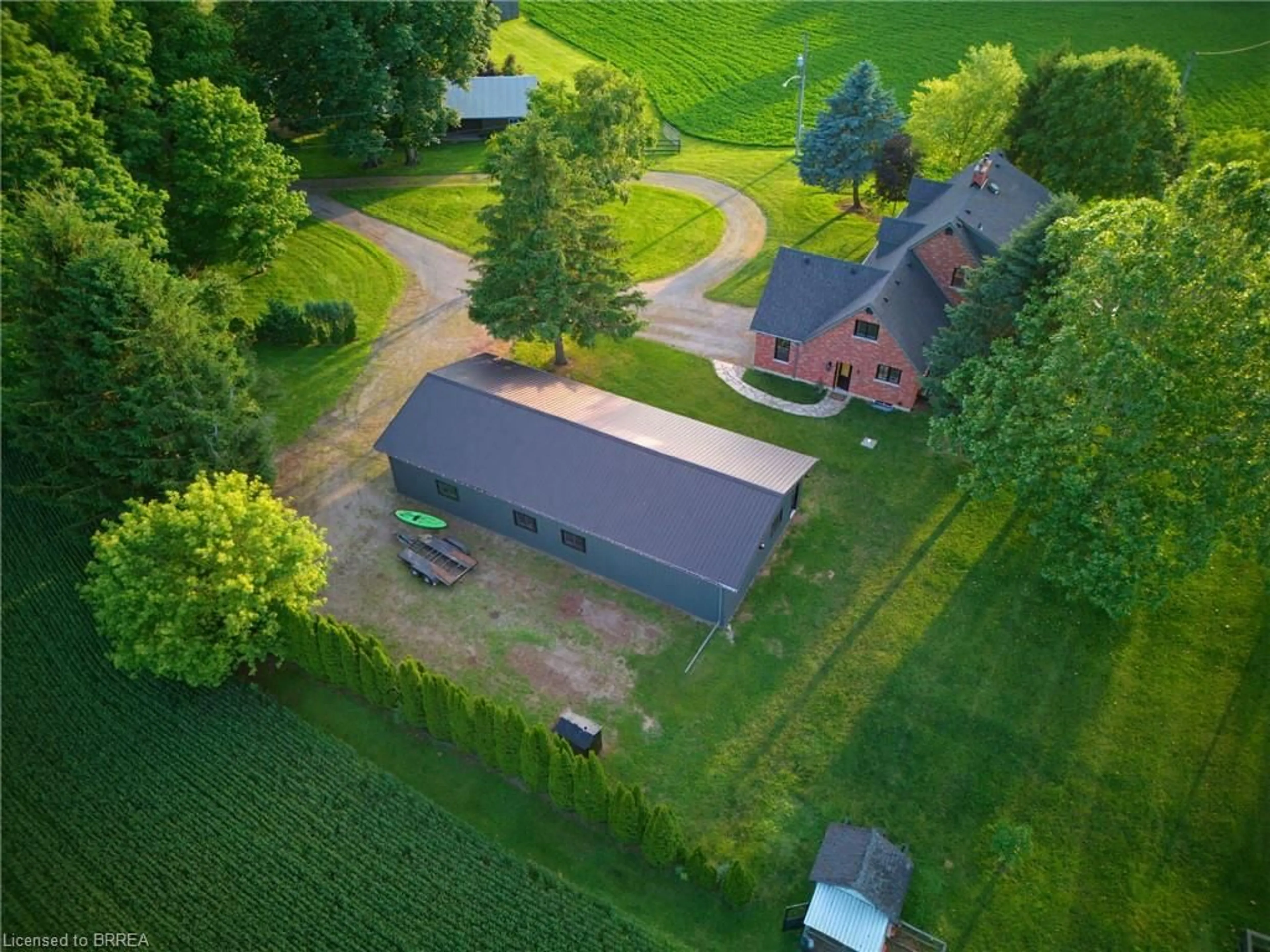 A pic from outside/outdoor area/front of a property/back of a property/a pic from drone, unknown for 99 County Road 18, Brantford Ontario N3T 5L9