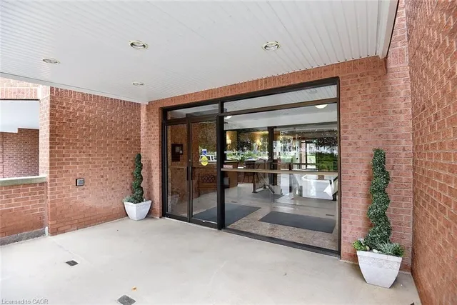 150 Wilson St #303, Ancaster 5