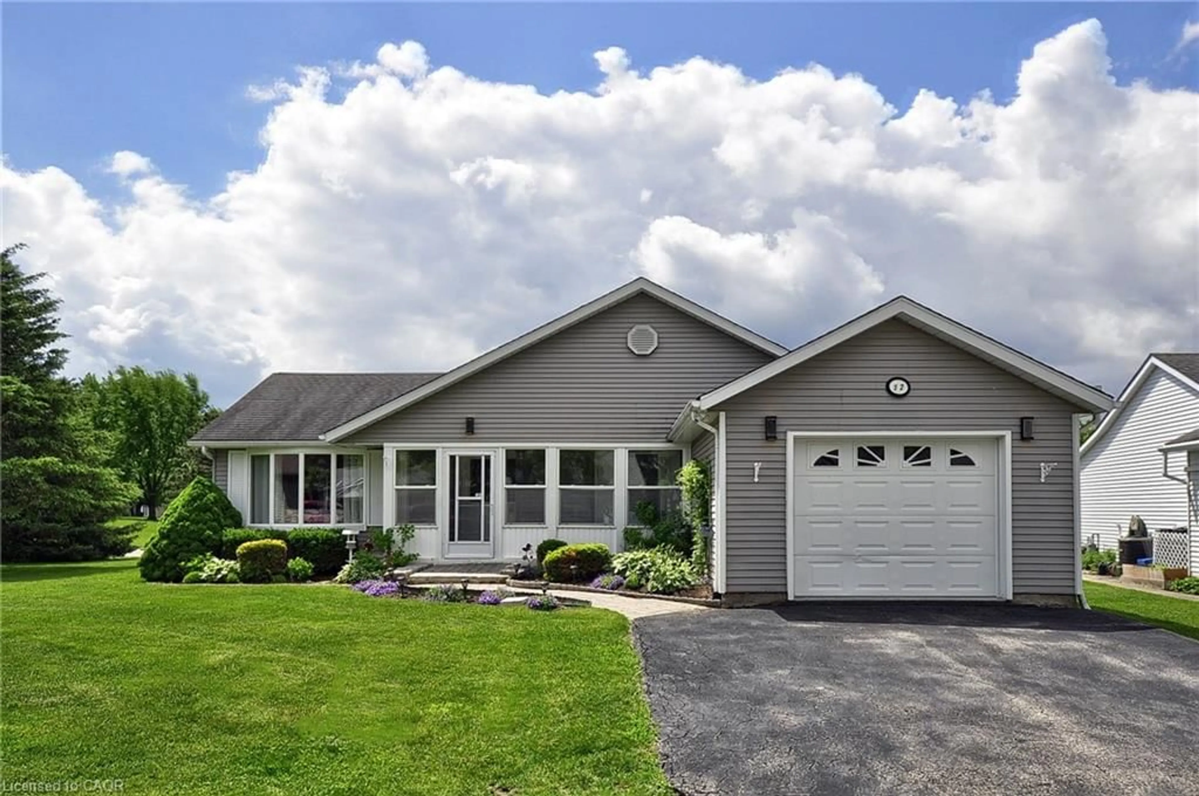 Home with vinyl exterior material, street for 12 Heath Pl, New Hamburg Ontario N3A 2E7