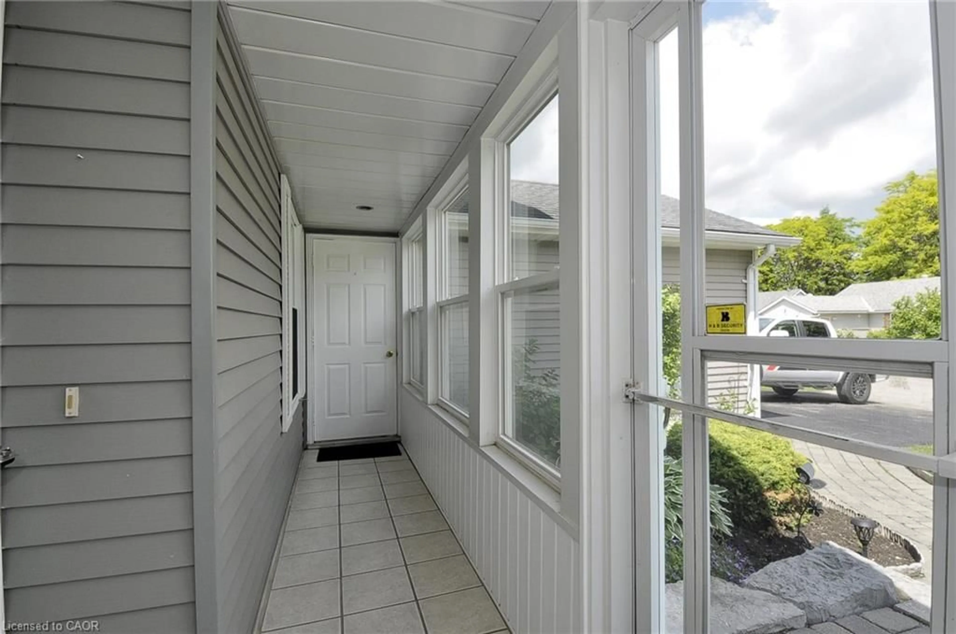 Unknown for 12 Heath Pl, New Hamburg Ontario N3A 2E7