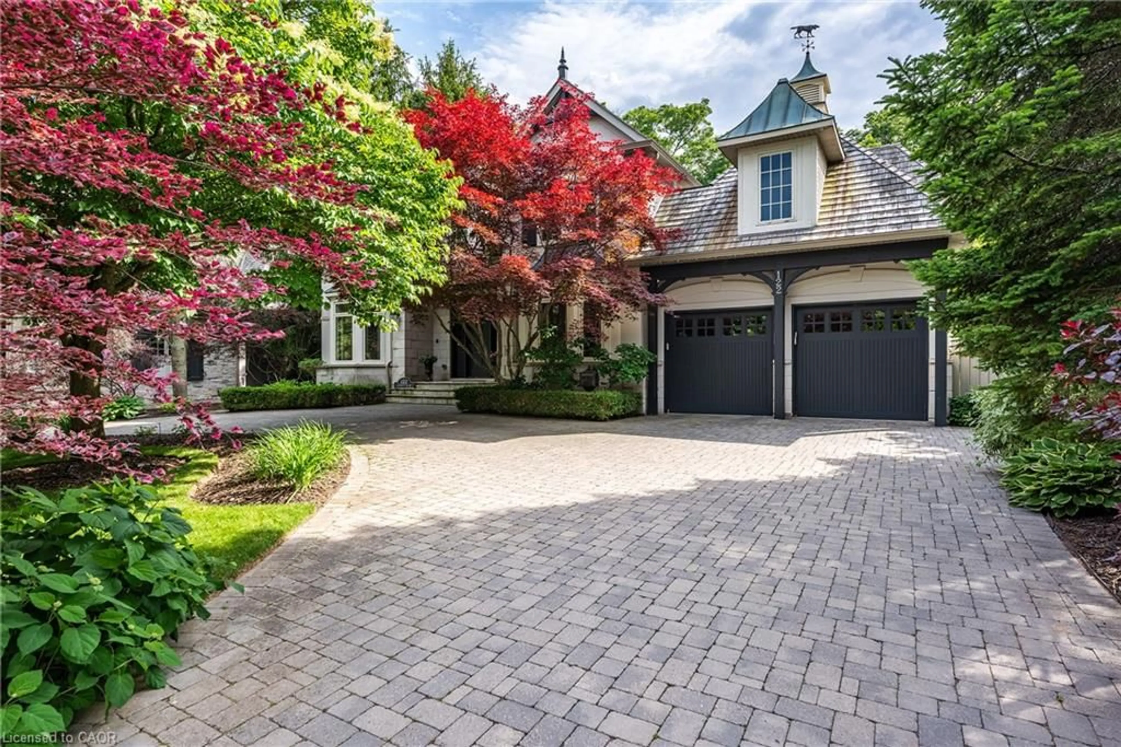 Home with brick exterior material, street for 122 Lisonally Crt, Oakville Ontario L6L 6P2