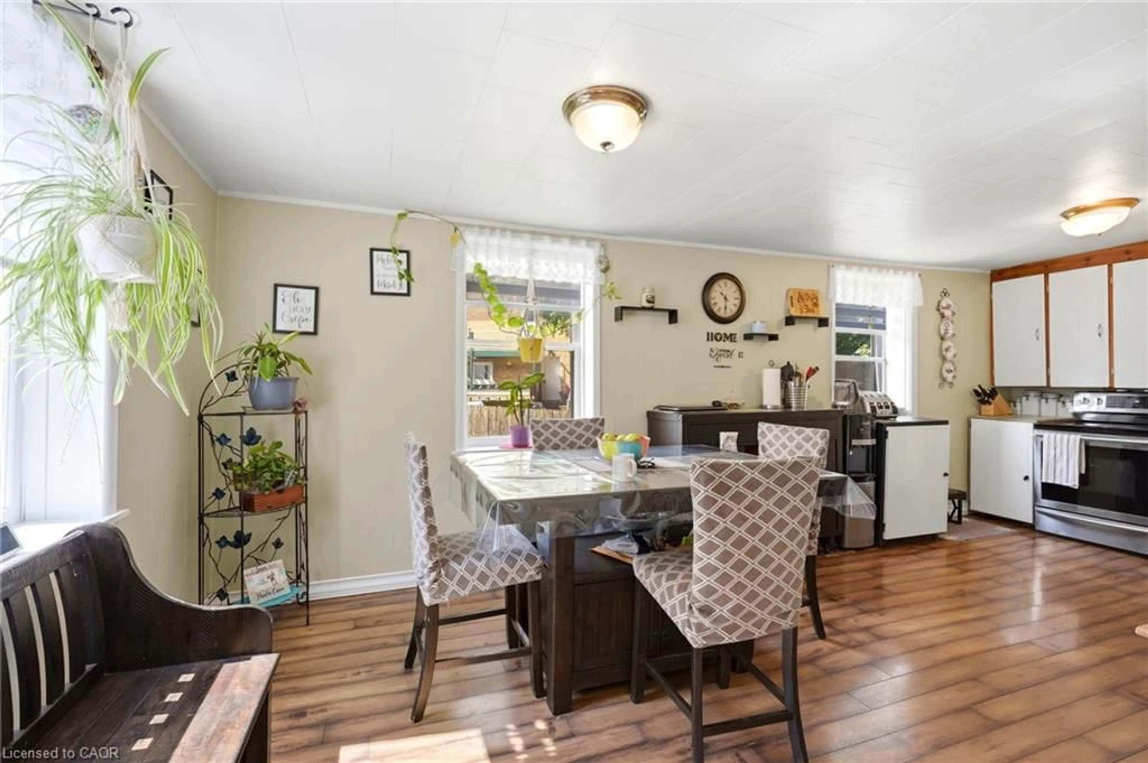 Dining room, unknown for 788 Laurel St, Cambridge Ontario N3H 3Z4