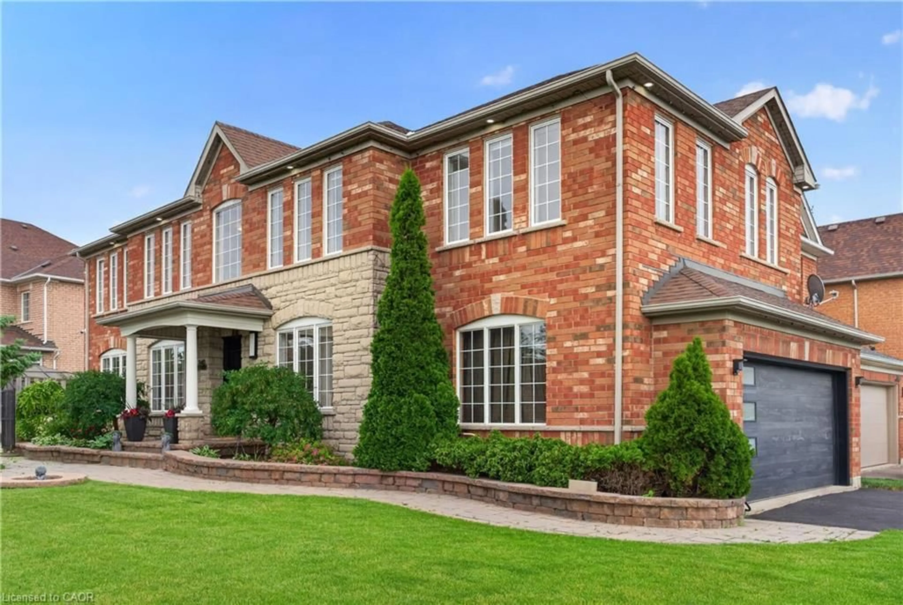 Home with brick exterior material, unknown for 840 Brass Winds Pl, Mississauga Ontario L5W 1T3