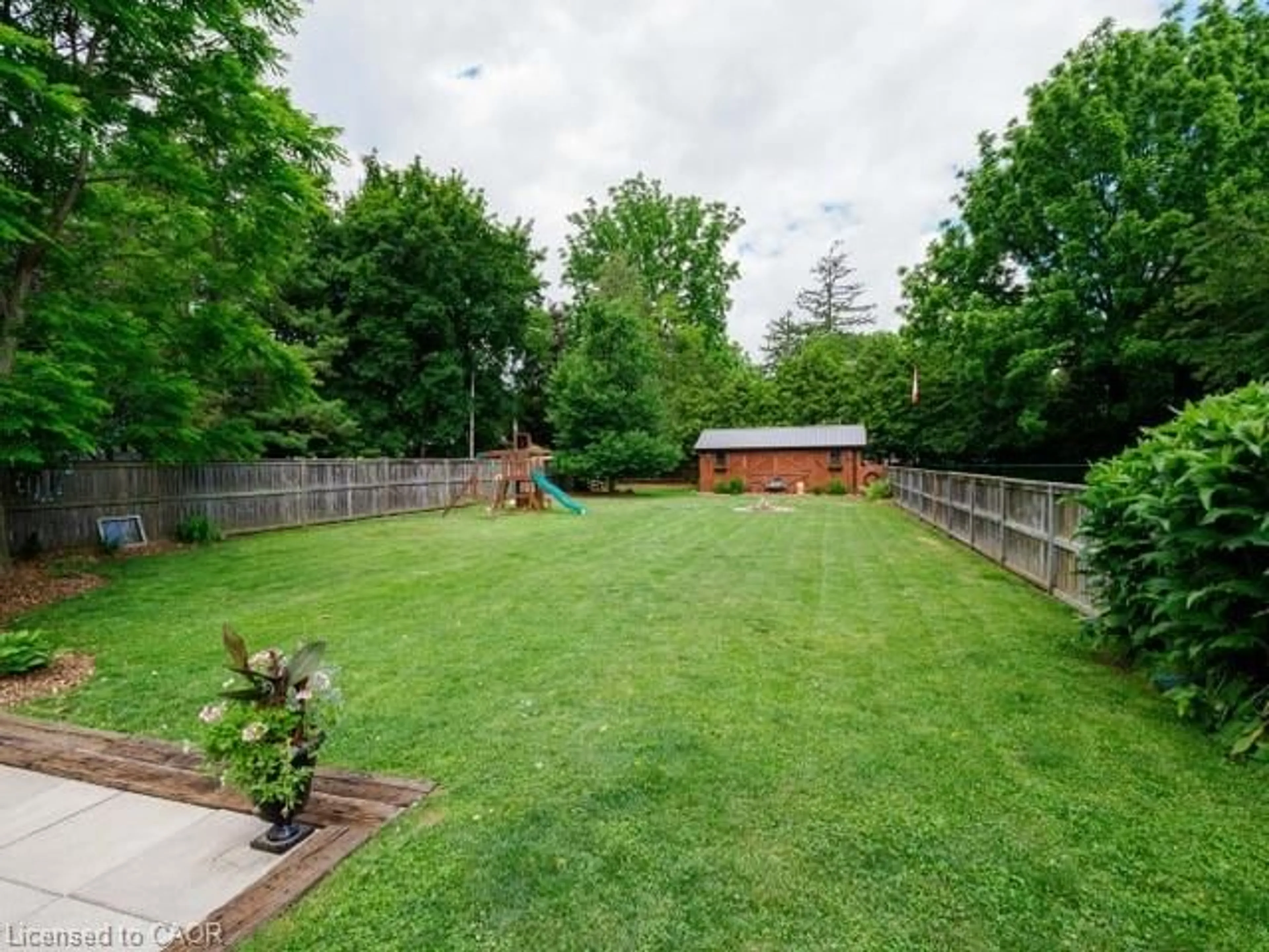 A pic from outside/outdoor area/front of a property/back of a property/a pic from drone, forest/trees view for 1551 Old Brock St, Vittoria Ontario N0E 1W0