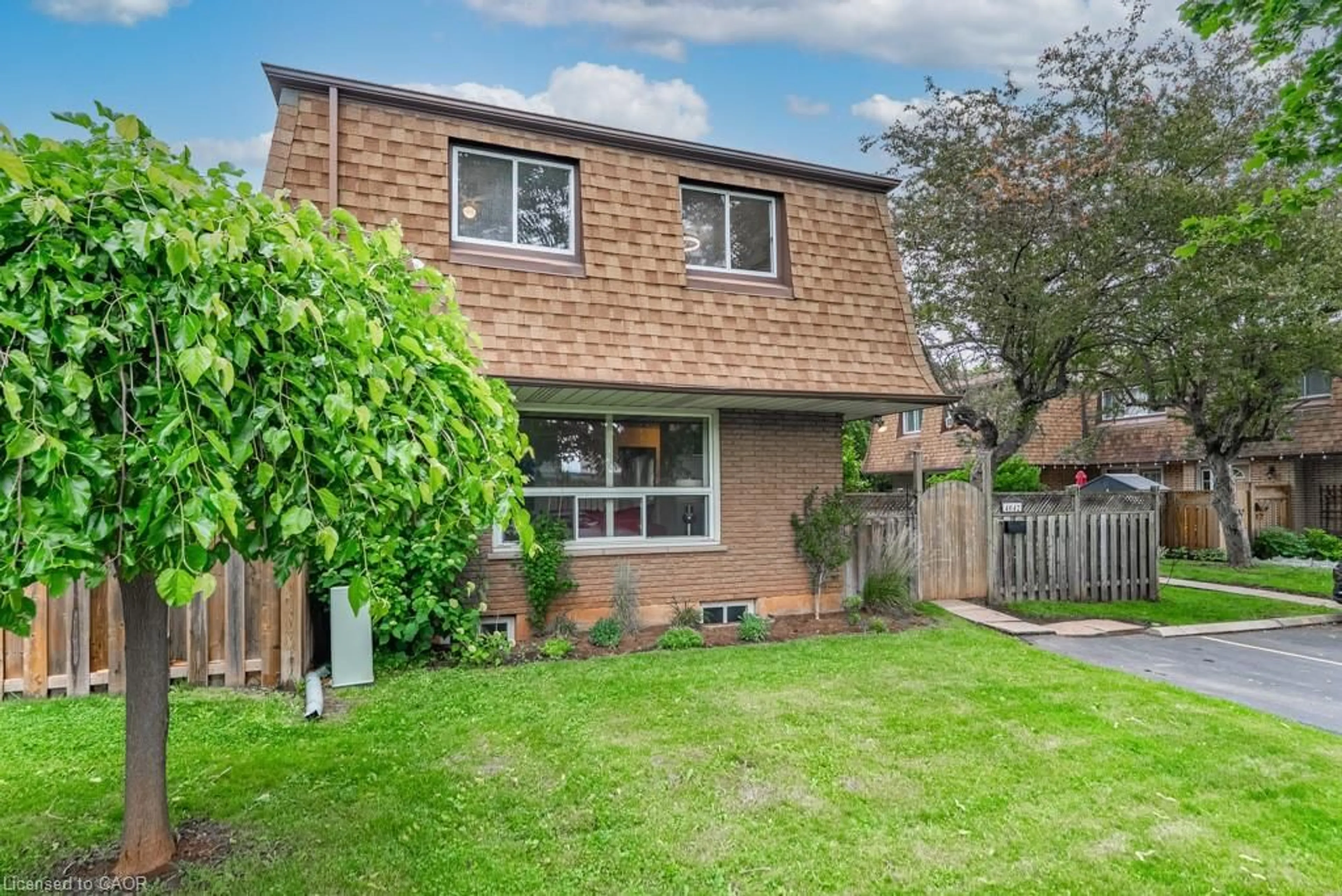 Unknown for 4042 Longmoor Dr #4, Burlington Ontario L7L 1X2
