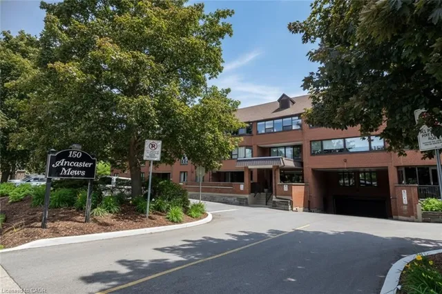 150 Wilson St #103, Ancaster 2