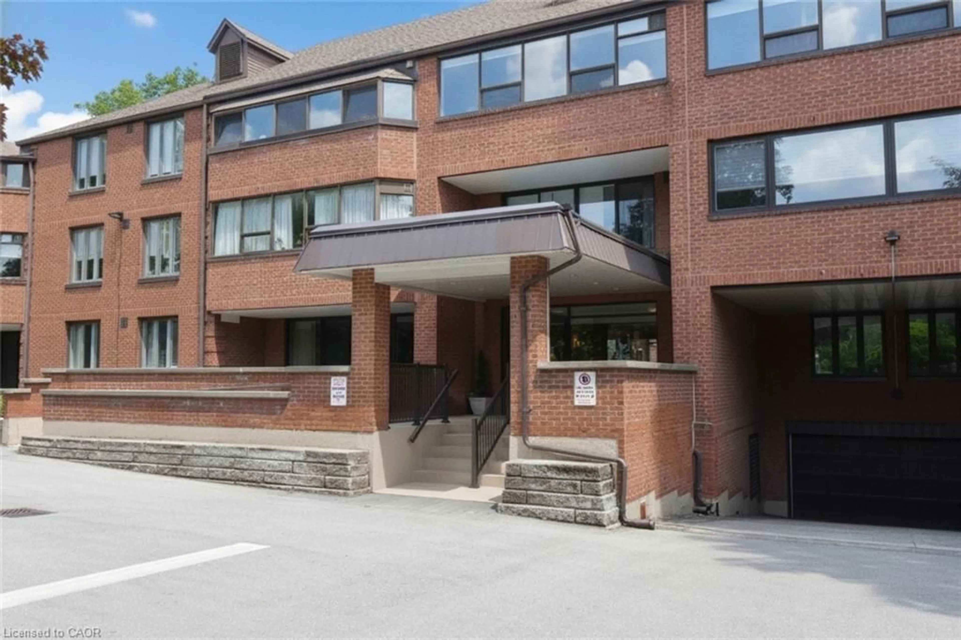 Unknown for 150 Wilson St #103, Ancaster Ontario L9G 4E7