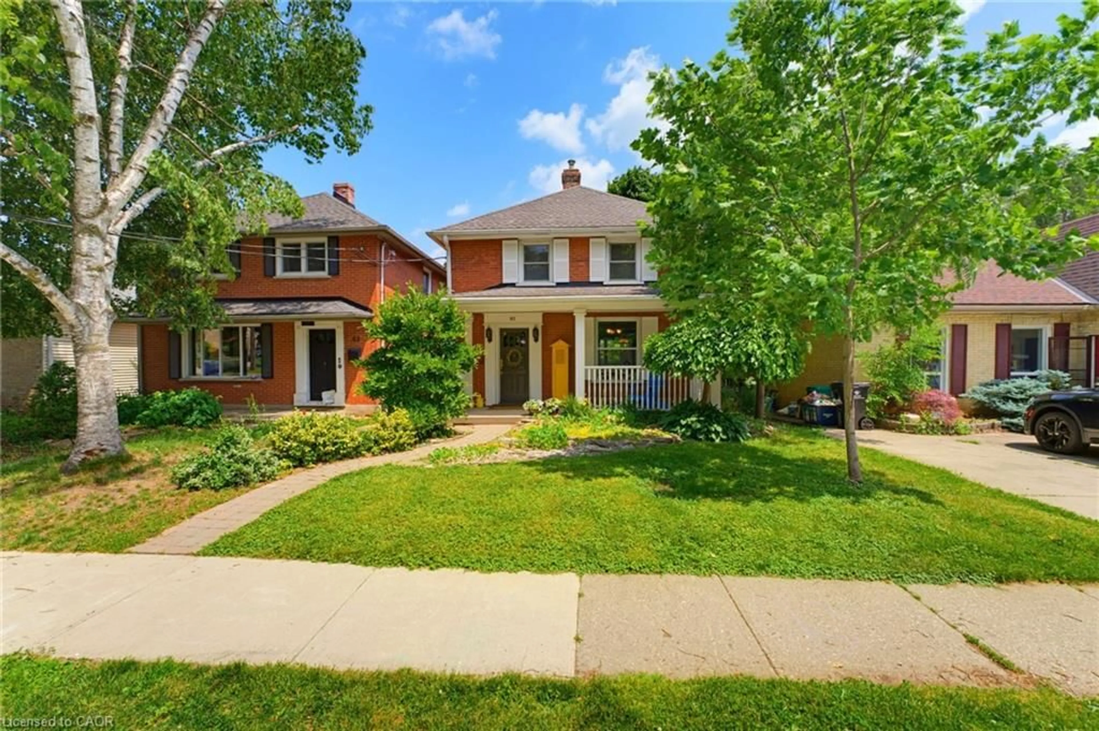 Home with brick exterior material, street for 85 Barrie St, Cambridge Ontario N1S 3B1