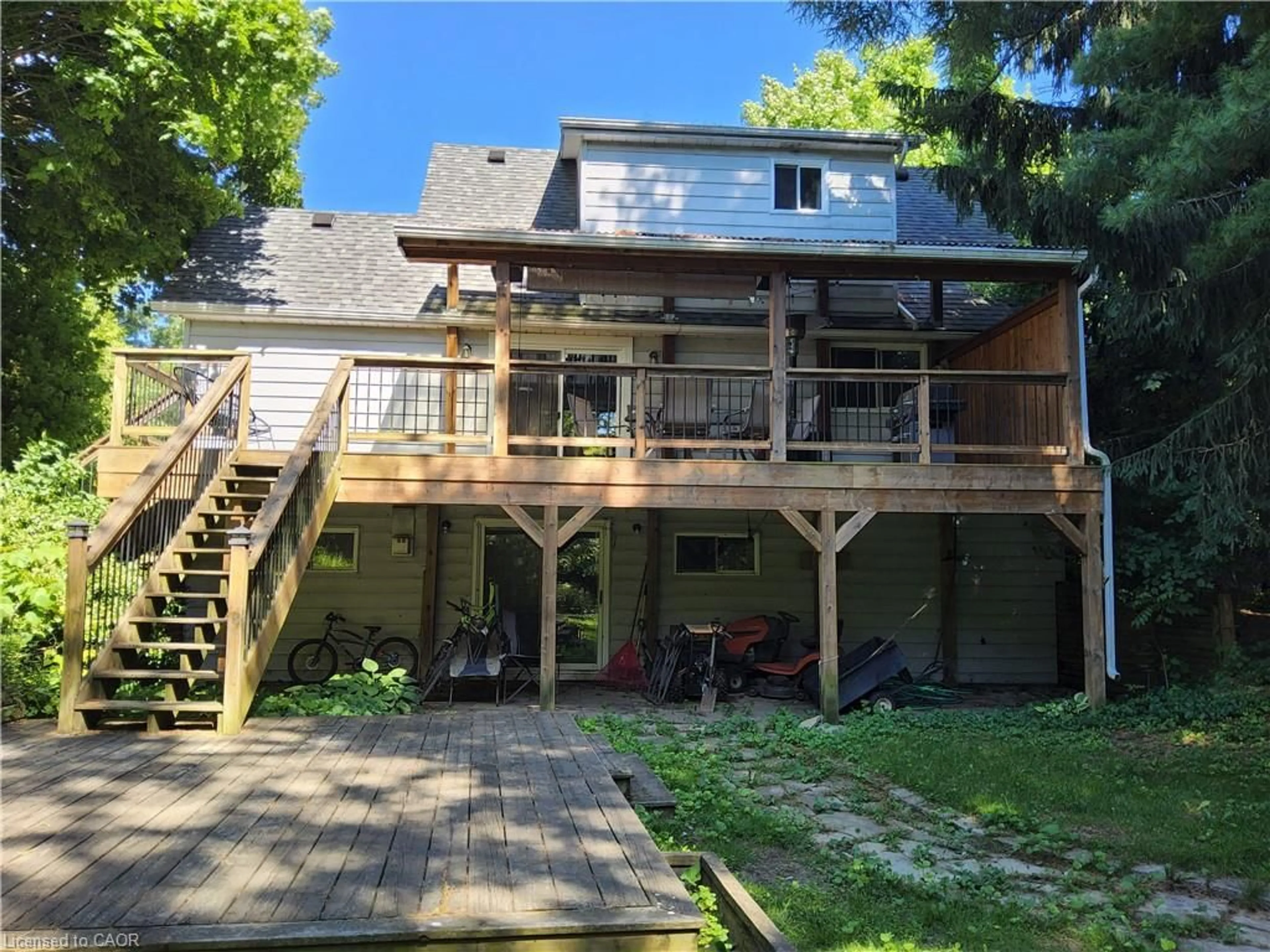 Patio, water/lake/river/ocean view for 269 Old Highway 24, Waterford Ontario N0E 1Y0