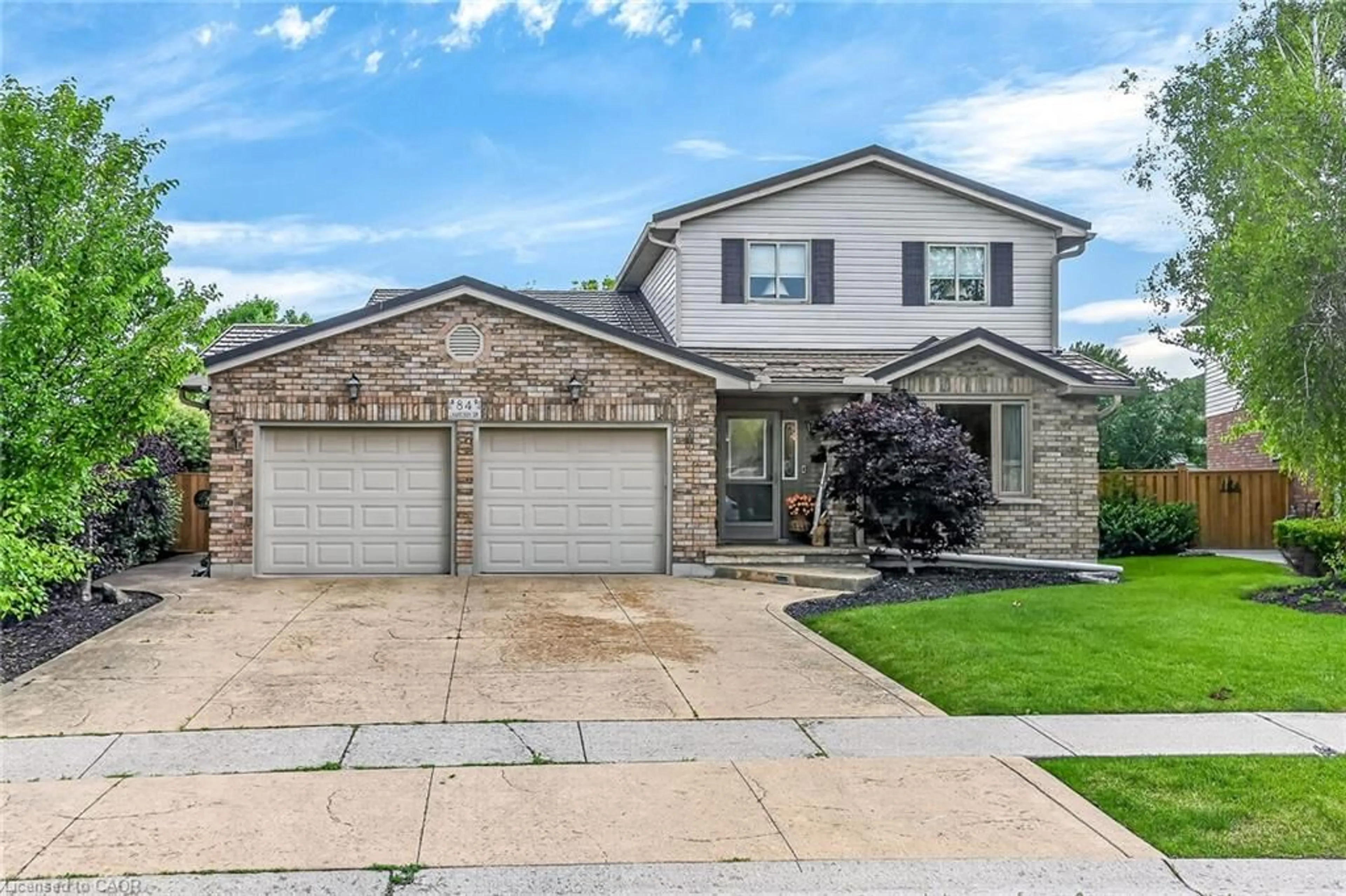 Home with brick exterior material, street for 84 Jamieson Dr, Caledonia Ontario N3W 2M4