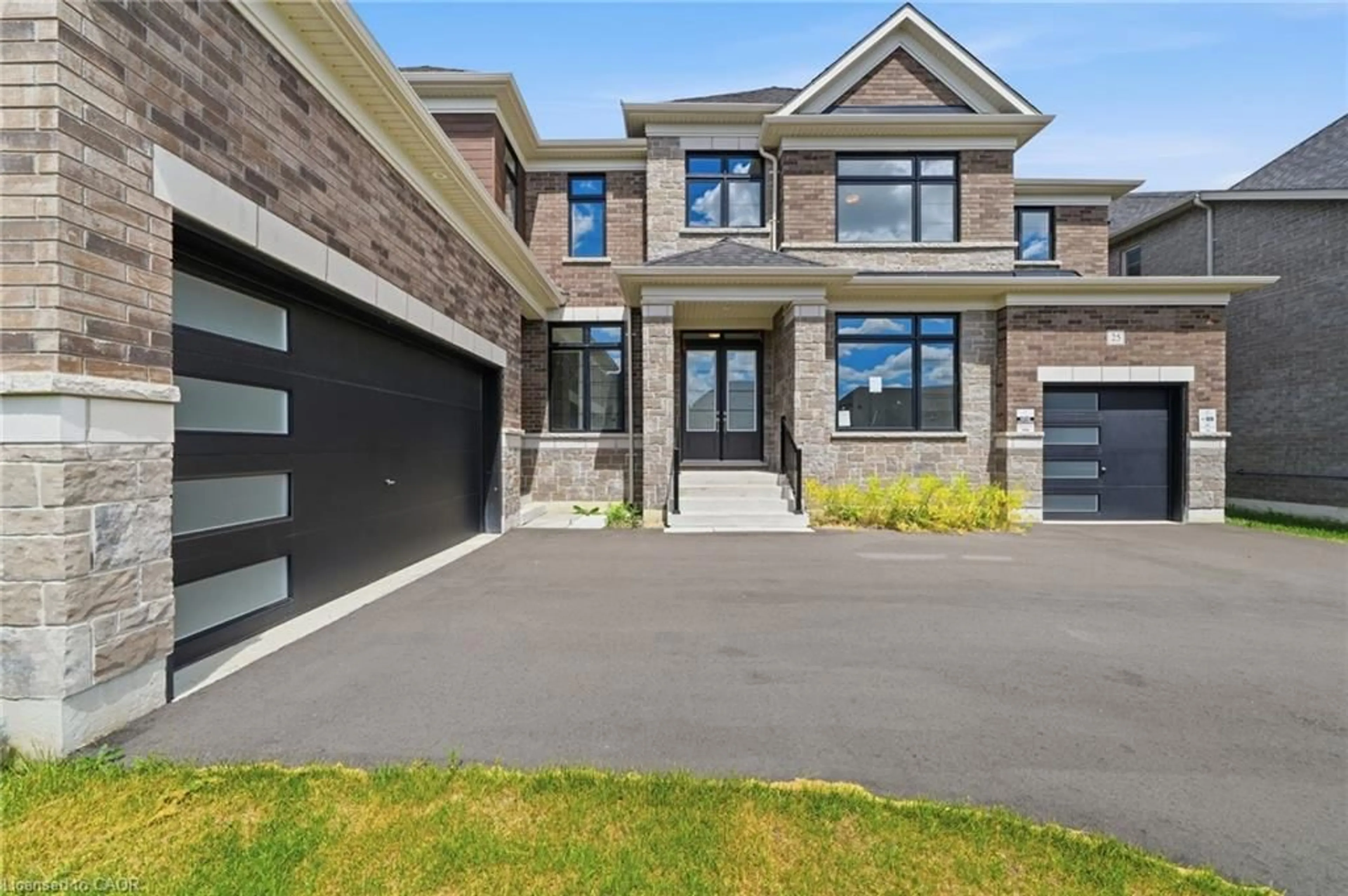 Home with brick exterior material, street for 25 Bellflower Cres, Colgan Ontario L0G 1W0