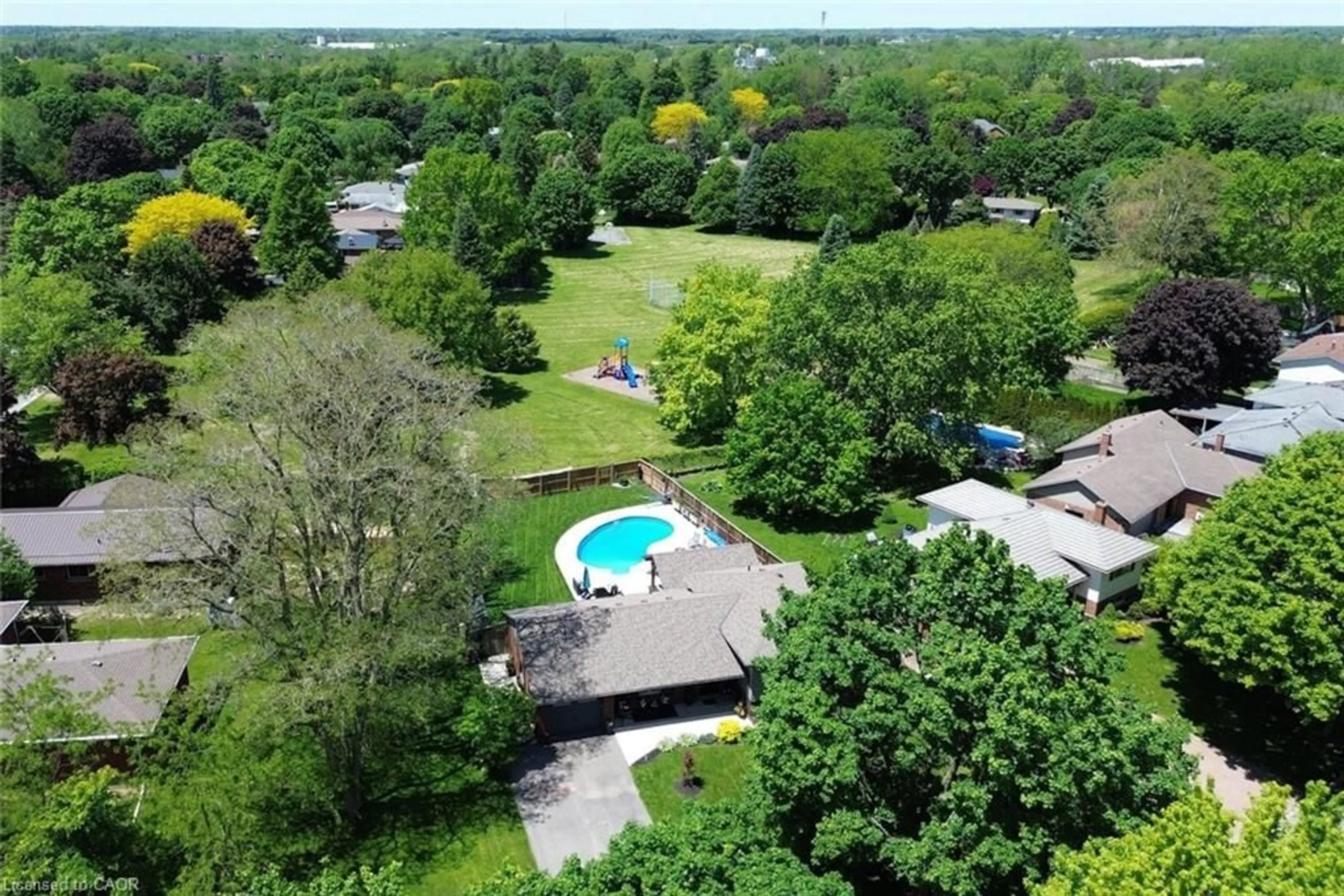 A pic from outside/outdoor area/front of a property/back of a property/a pic from drone, water/lake/river/ocean view for 8 Sheridan Blvd, Simcoe Ontario N3Y 4W4
