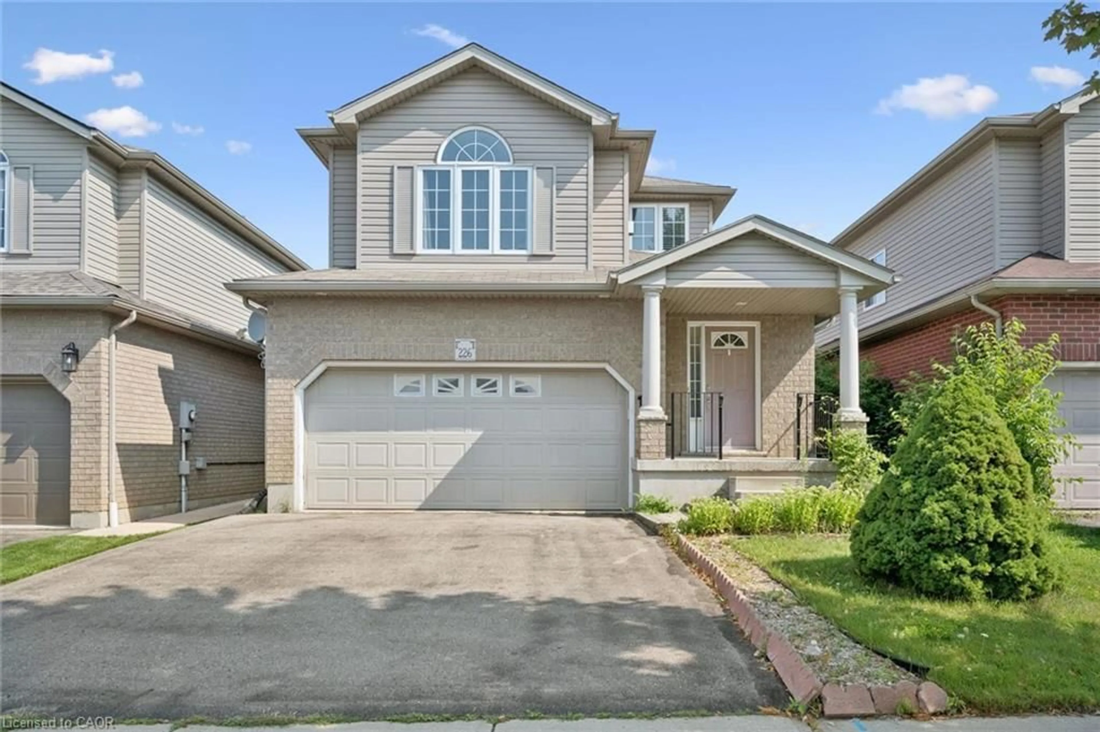 Unknown for 226 Sleaford St, Waterloo Ontario N2J 4Z7