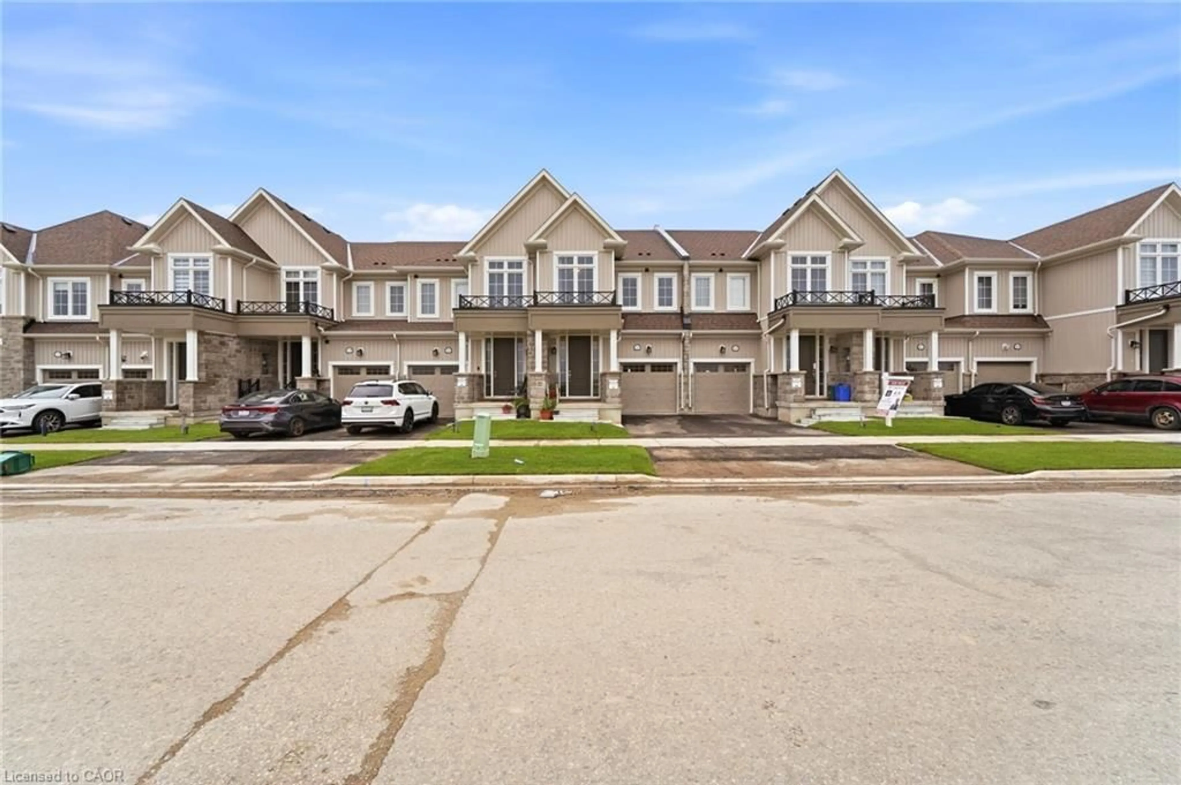 Unknown for 163 Gear Ave, Erin Ontario N0B 1T0