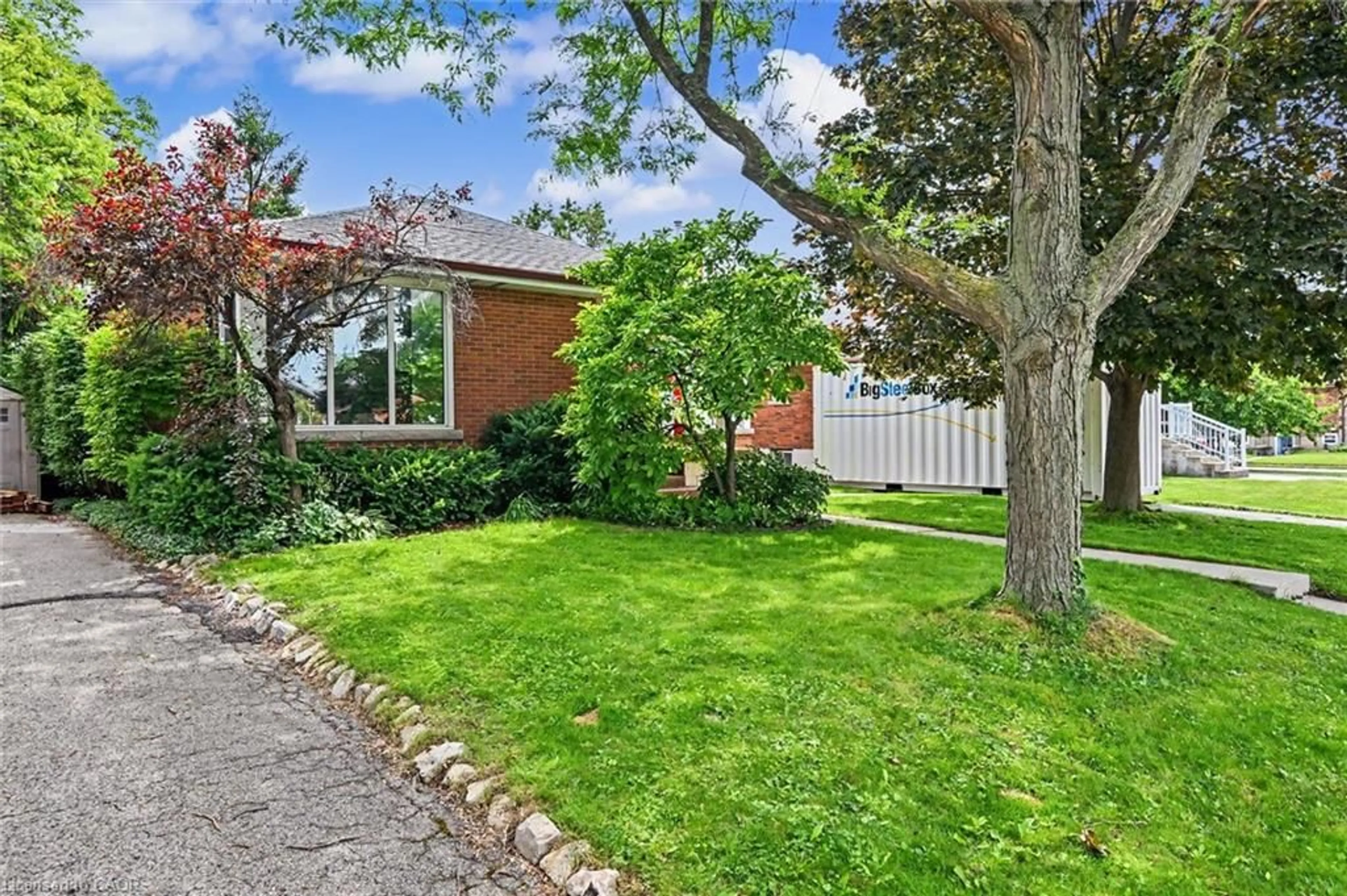 Unknown for 56 Everton Pl, Hamilton Ontario L8T 1G7