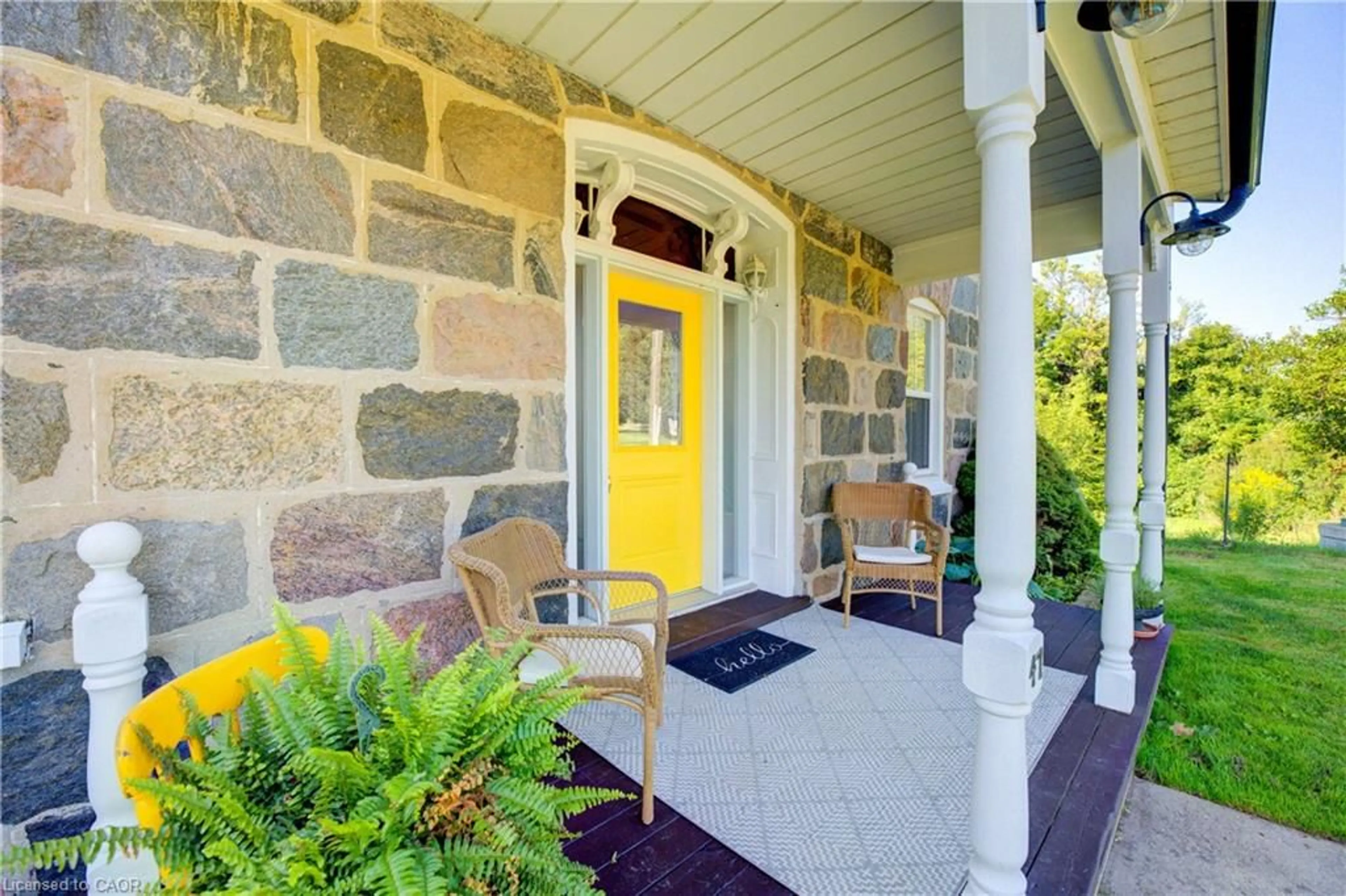 Indoor entryway for 47 Washington St, Bright Ontario N0J 1B0