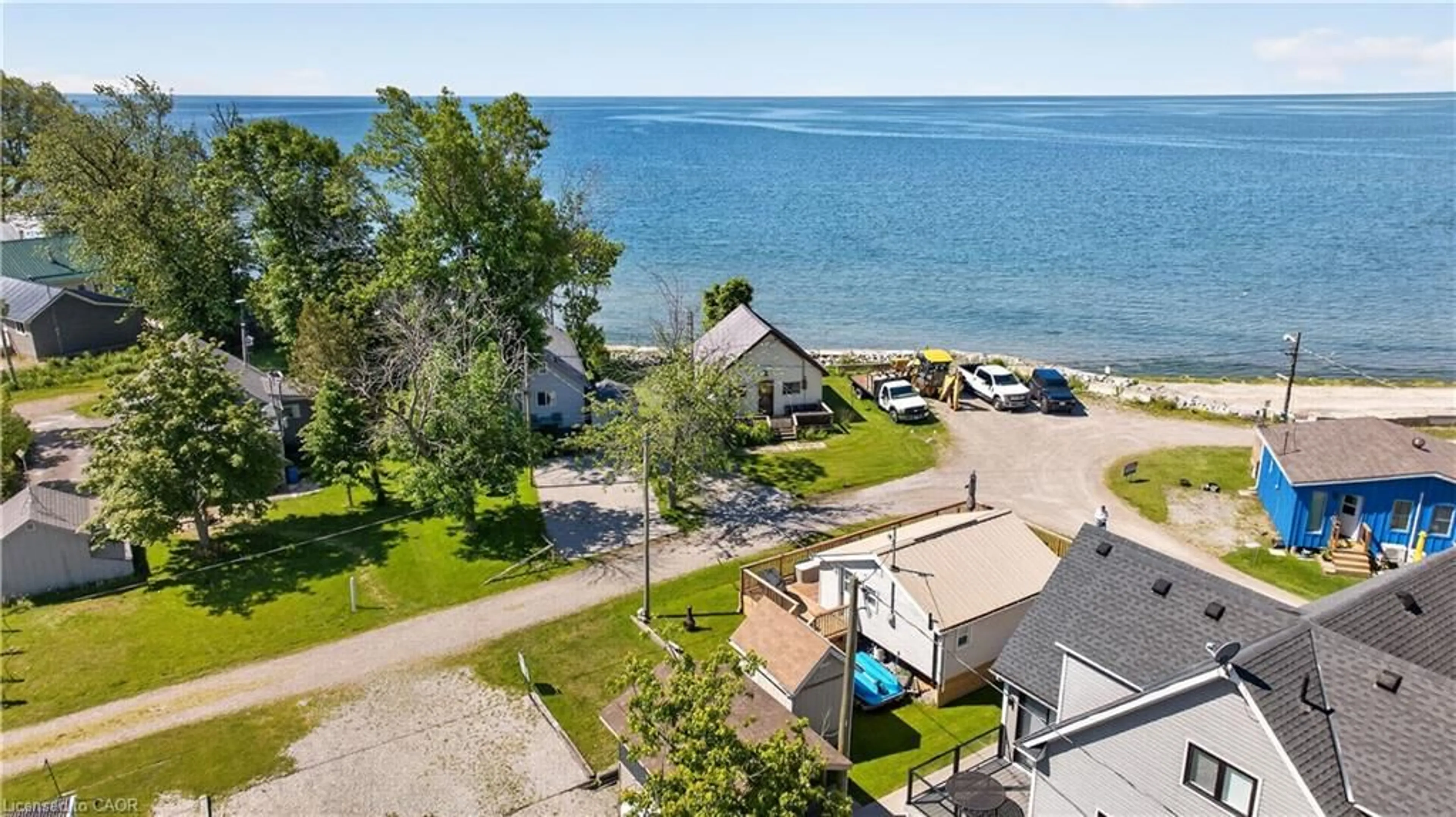 A pic from outside/outdoor area/front of a property/back of a property/a pic from drone, water/lake/river/ocean view for 13 Pike Lane, Selkirk Ontario N0A 1P0