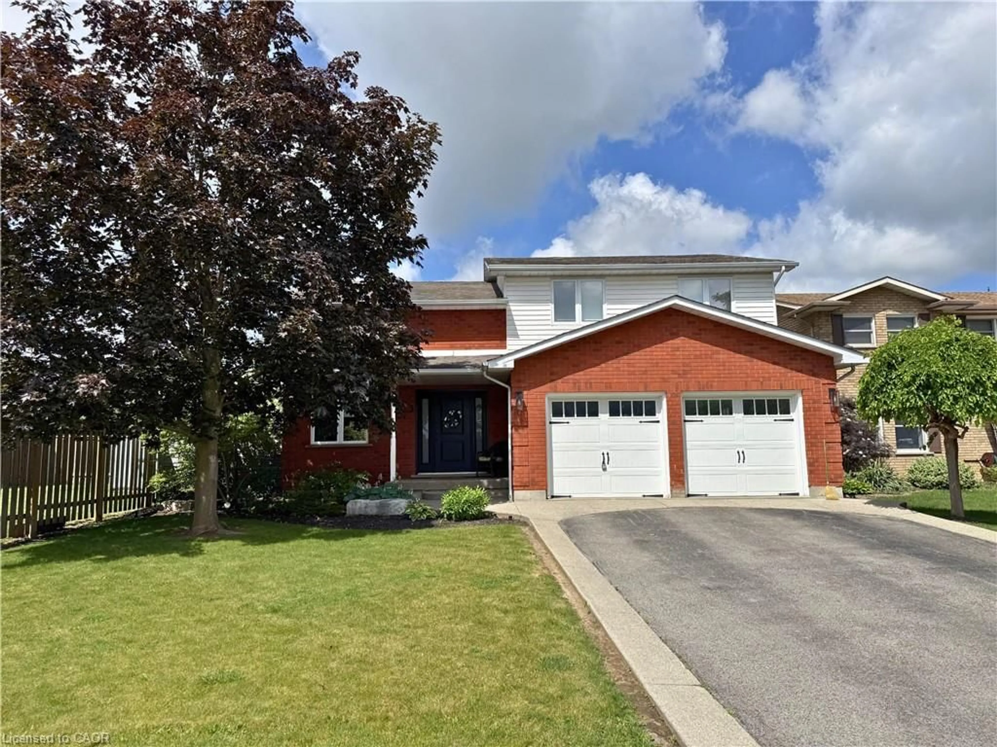 Home with brick exterior material, street for 3 Kintyre Crt, Caledonia Ontario N3W 1G8