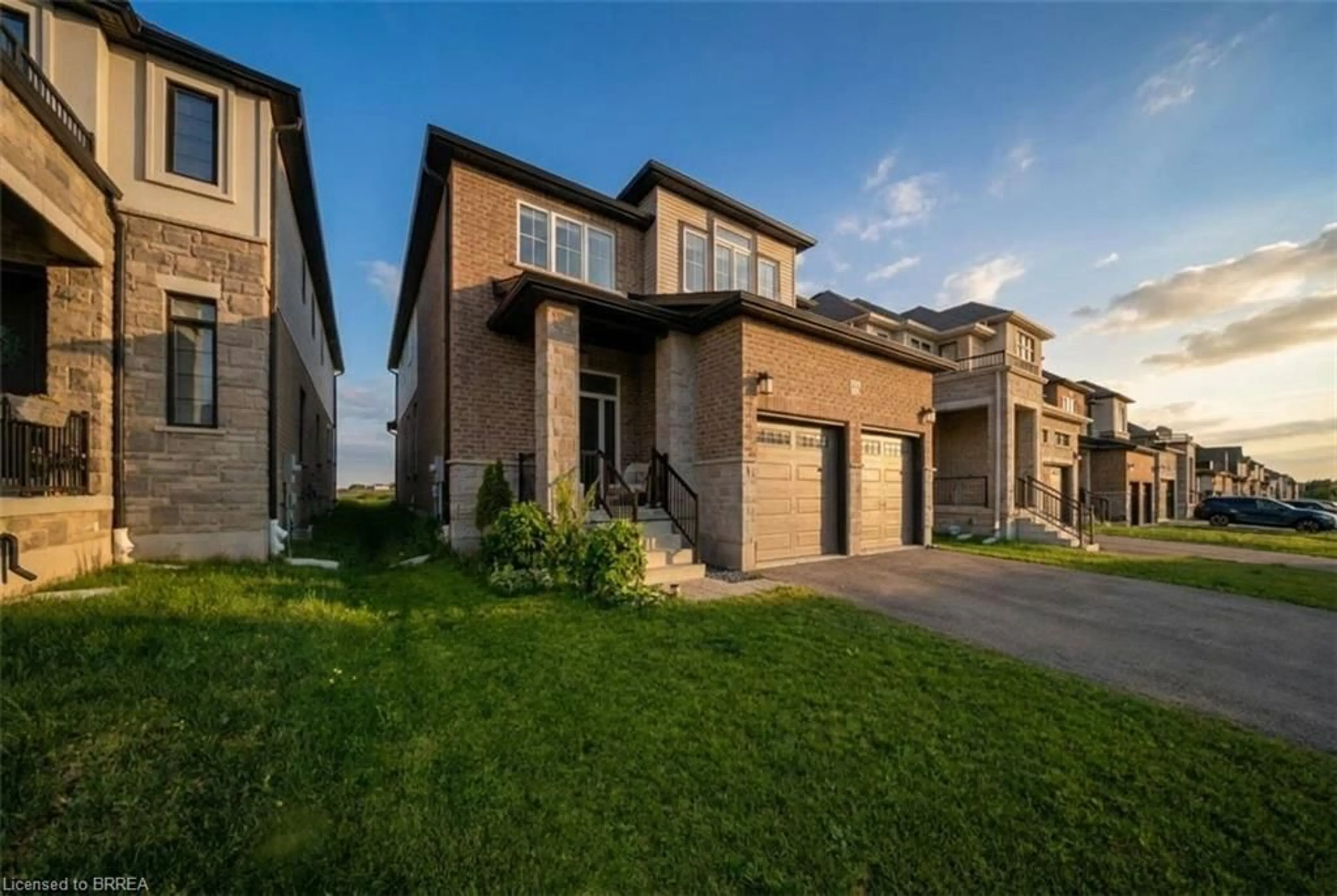 Home with brick exterior material, street for 185 Savannah Ridge Dr, Paris Ontario N3L 0L5