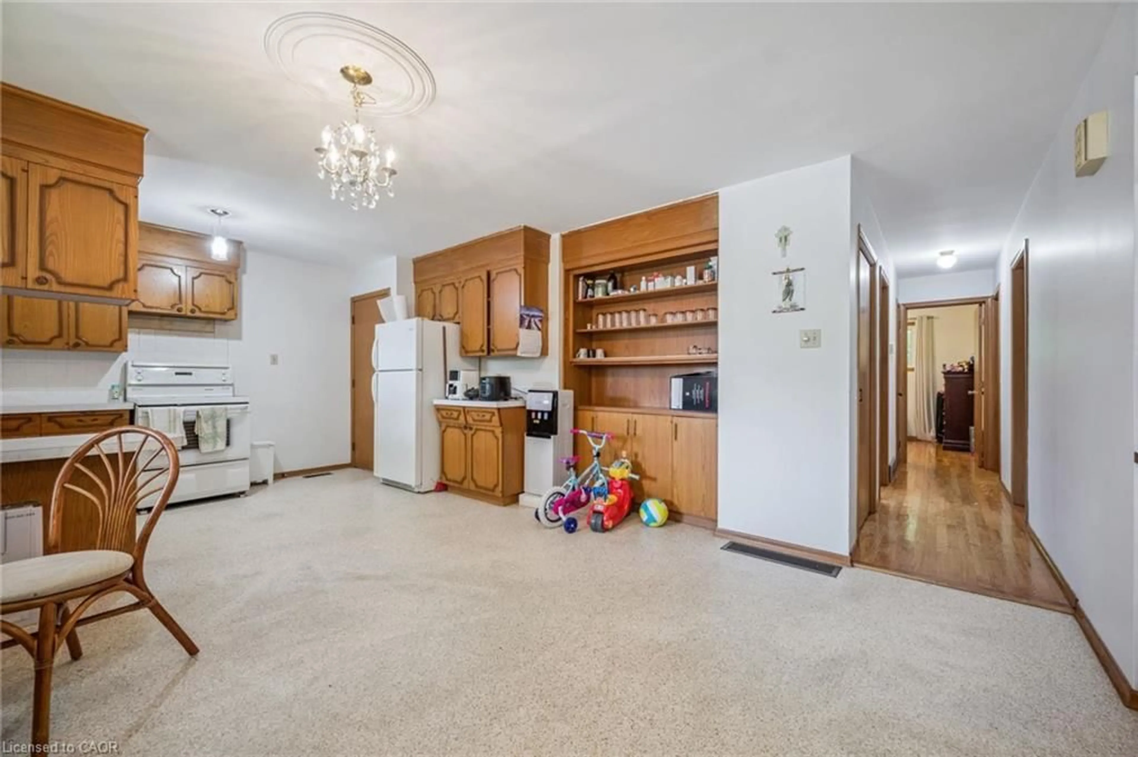 Unknown for 1200 Ottawa St, Kitchener Ontario N2E 1L8