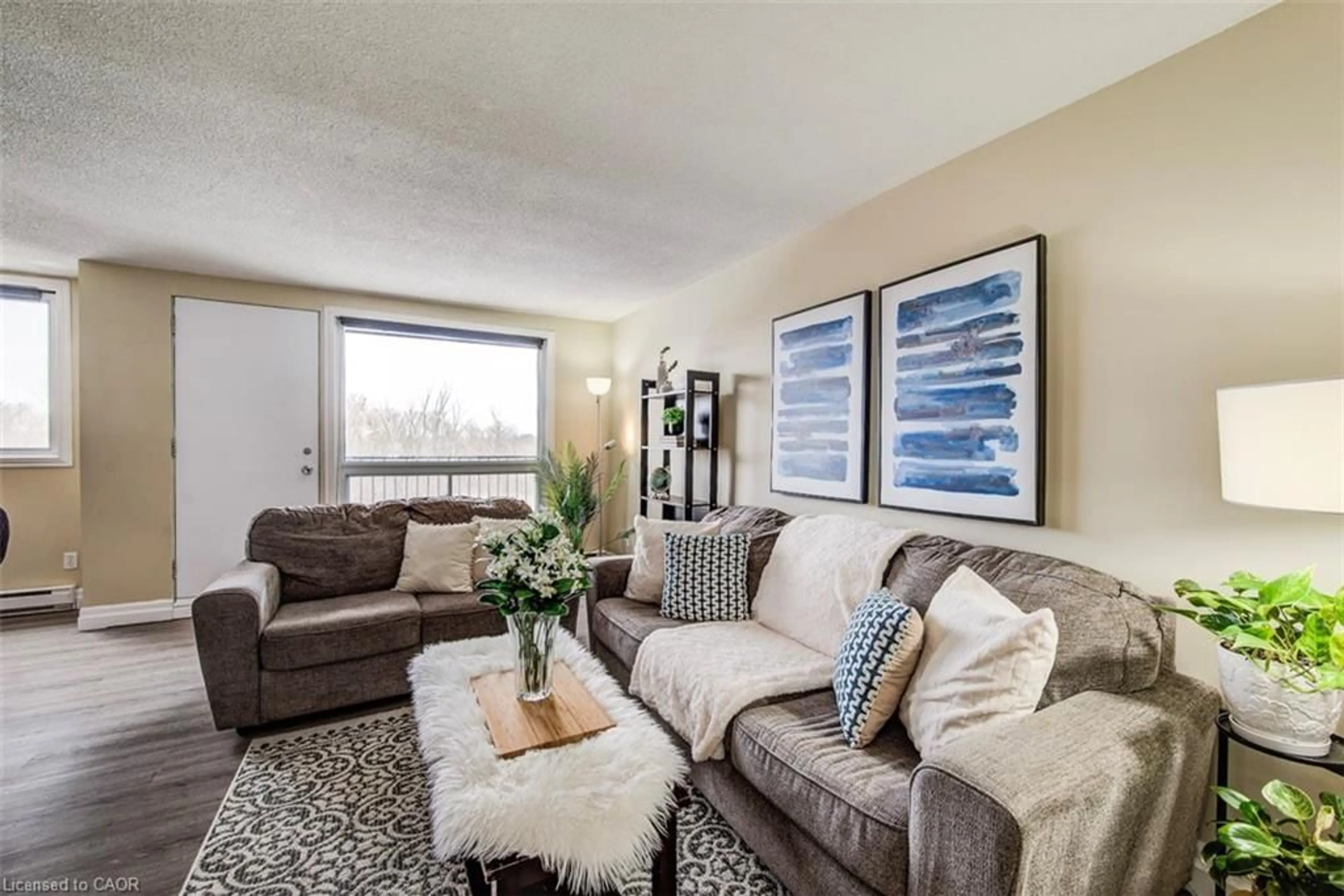 Living room with furniture, unknown for 303-4 Avalon Pl, Kitchener Ontario N2M 4N6