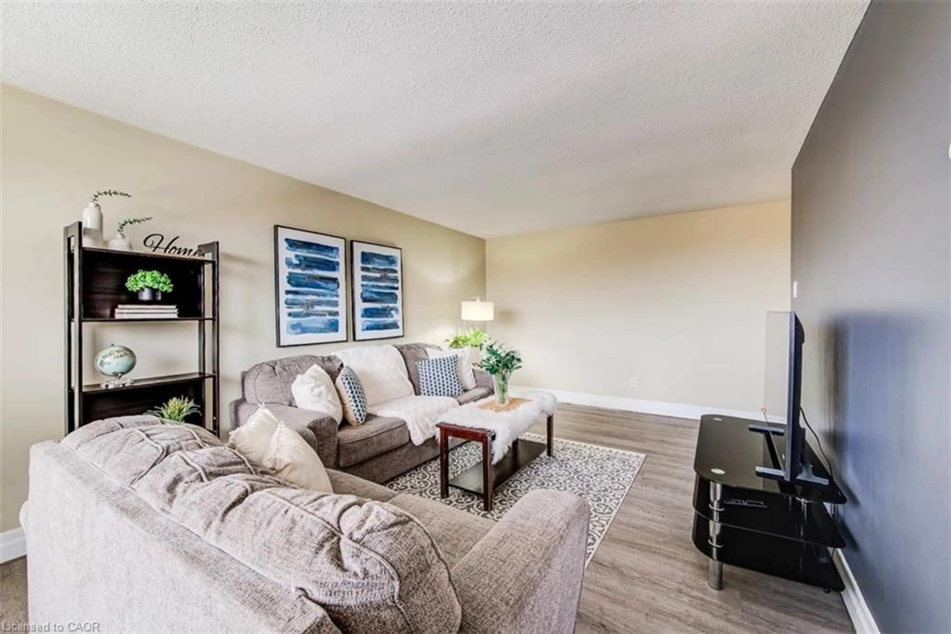 Living room with furniture, unknown for 303-4 Avalon Pl, Kitchener Ontario N2M 4N6