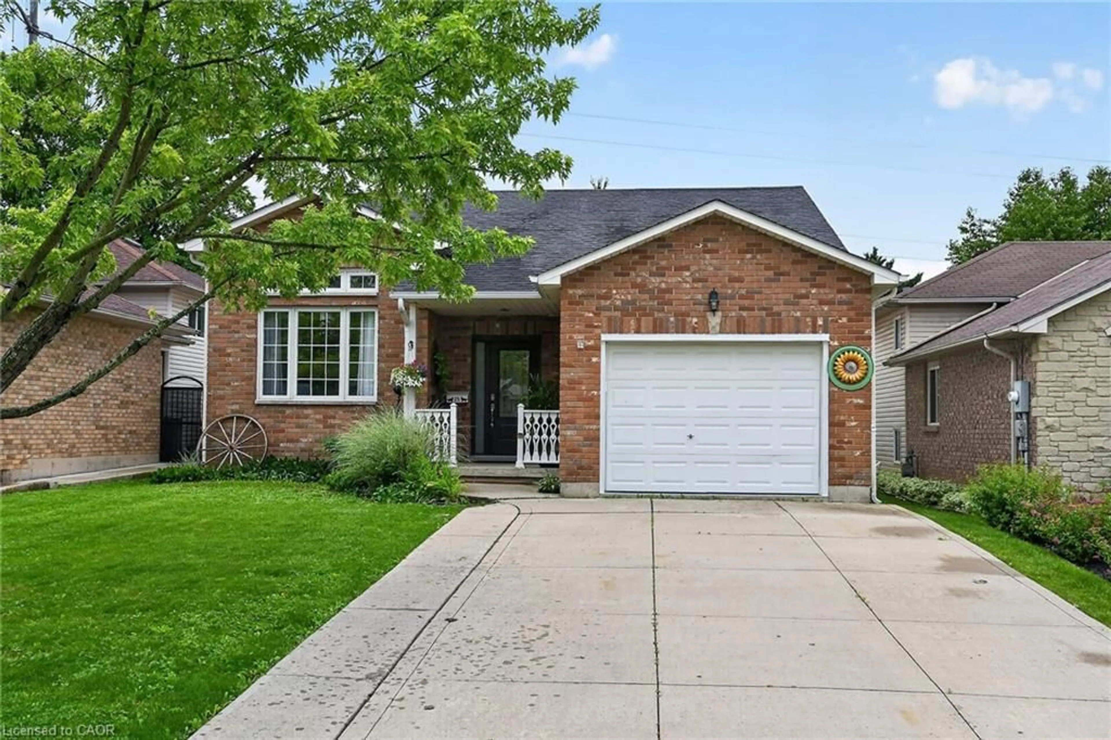 Home with brick exterior material, street for 15 Fuller Dr, Caledonia Ontario N3W 2L3