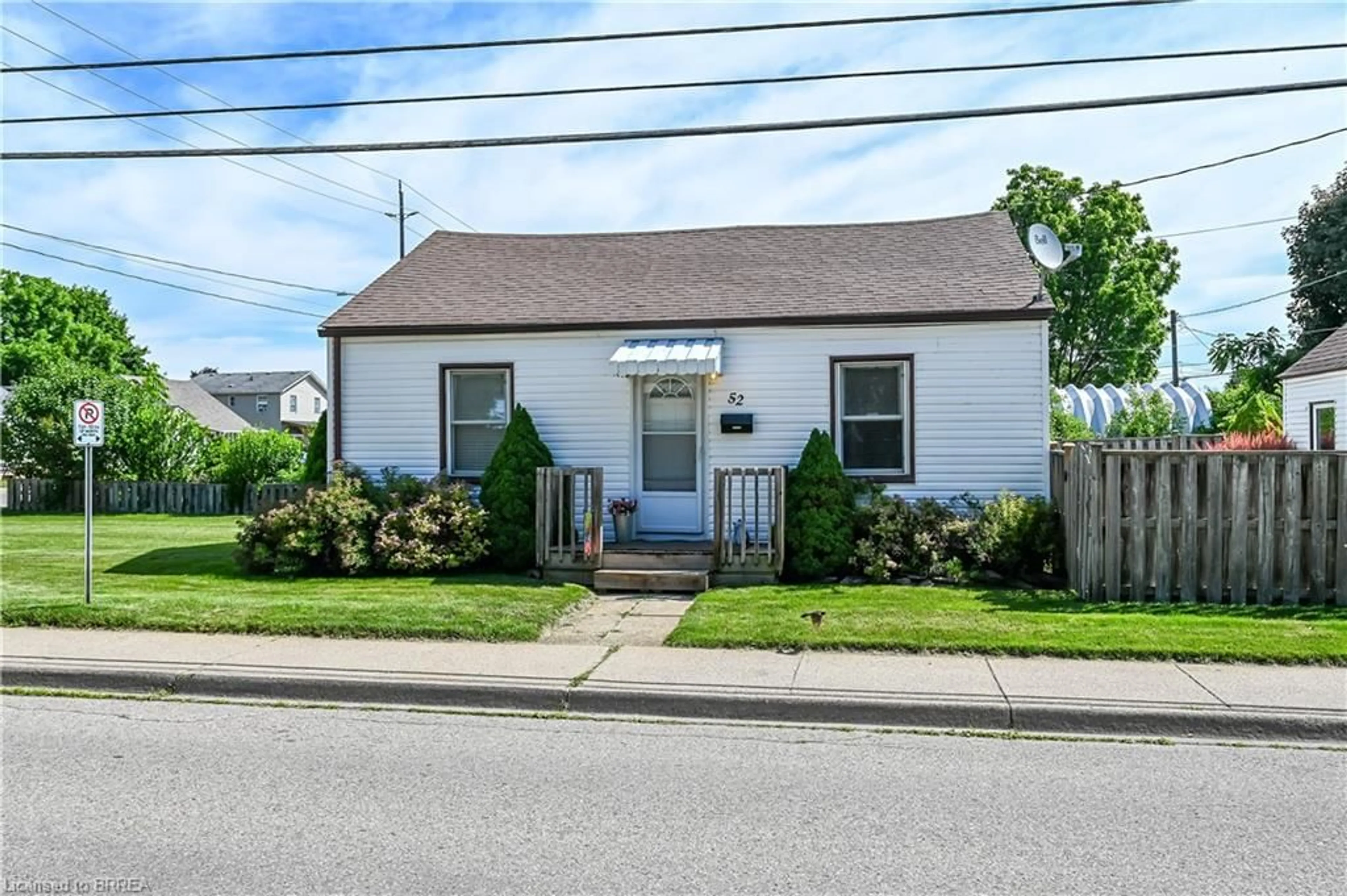 Unknown for 52 Division St, Brantford Ontario N3S 2P2