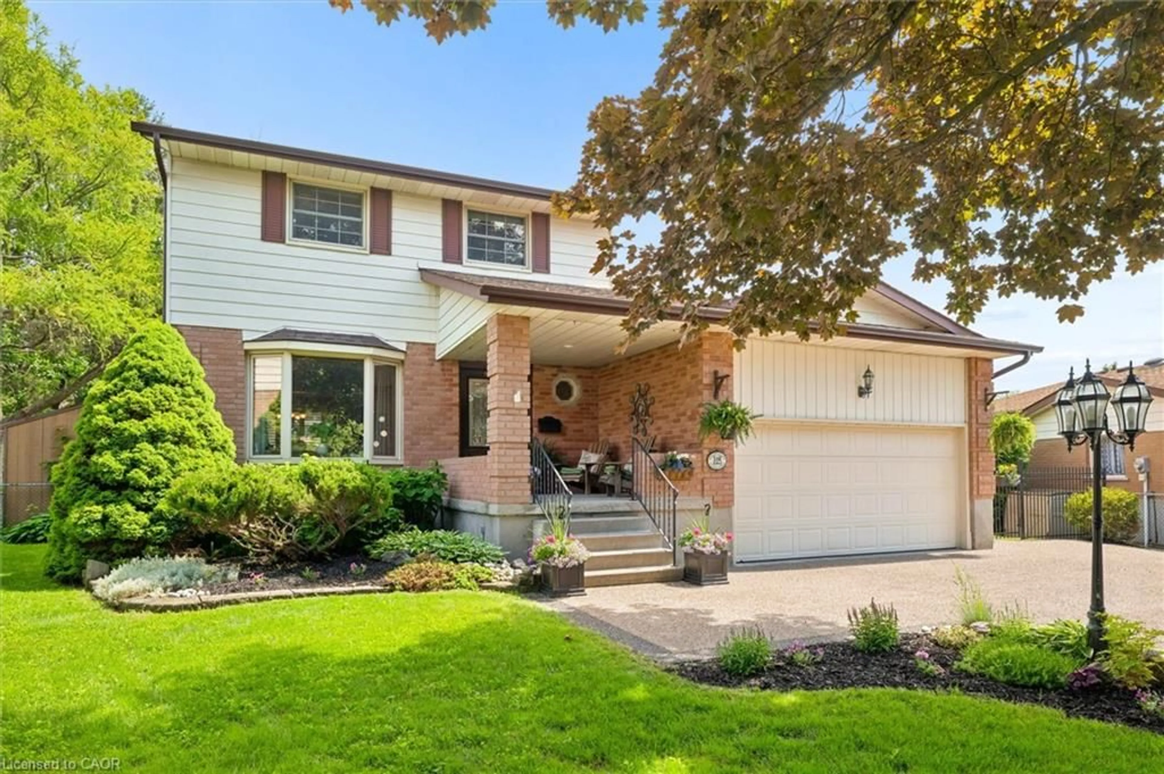 Home with brick exterior material, street for 108 Mallard Cres, Waterloo Ontario N2V 1E4