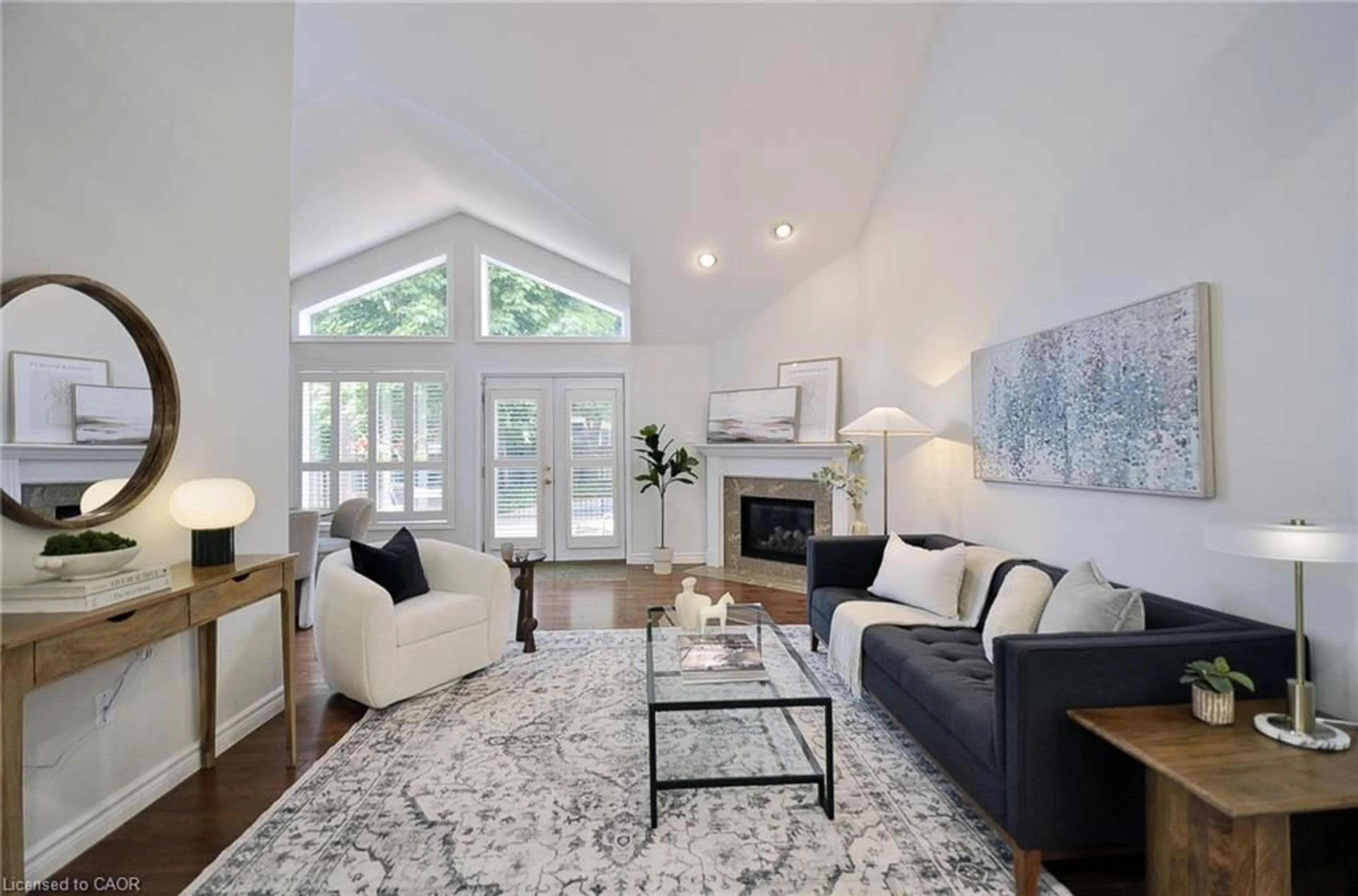 Living room with furniture, unknown for 31 Birchlawn Ave, Cambridge Ontario N1S 4S1