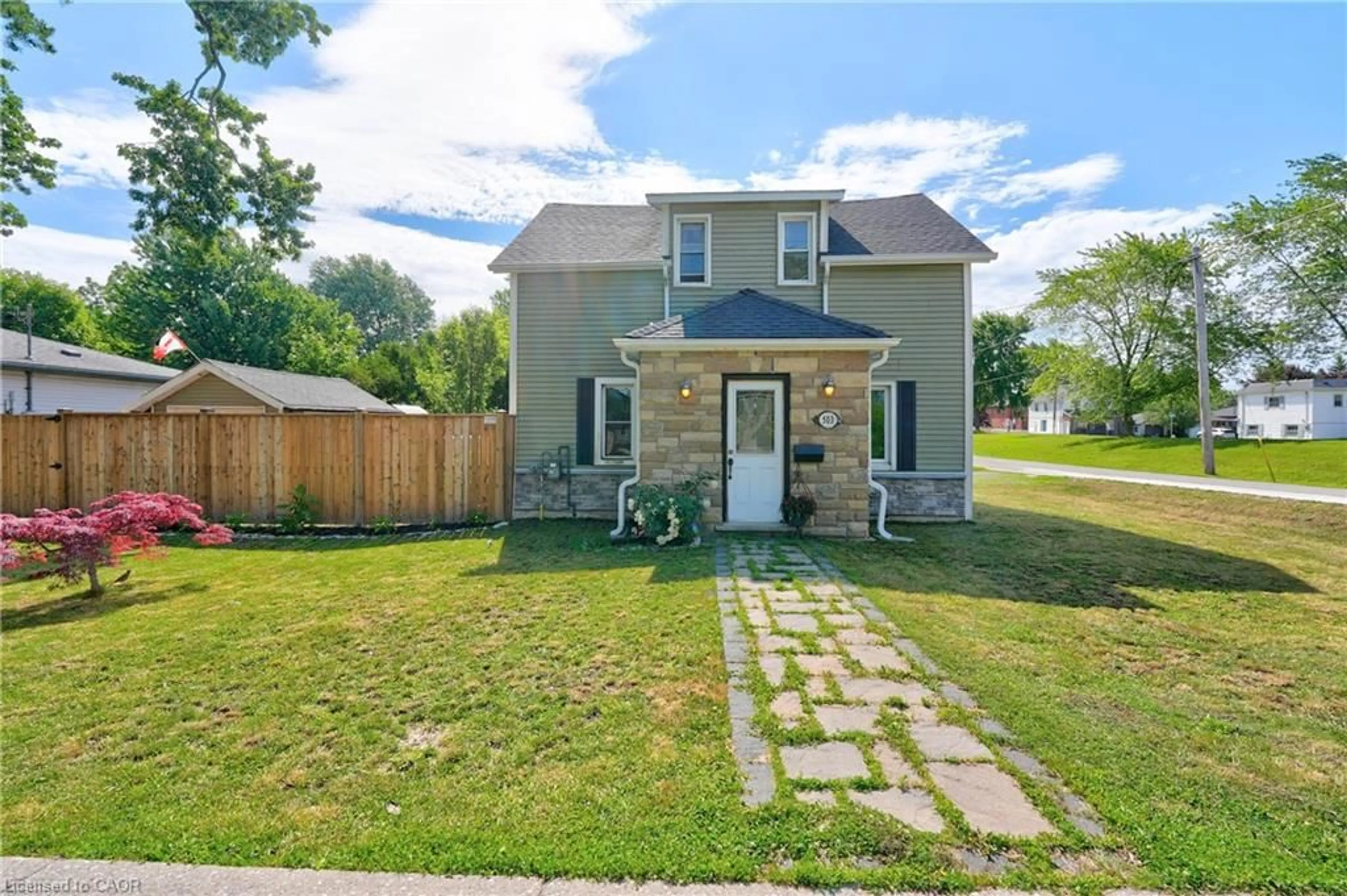 Unknown for 503 John St, Dunnville Ontario N1A 2R3