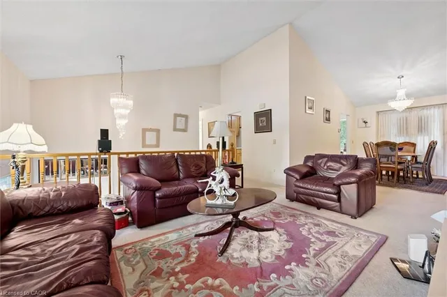 176 Sandford Fleming Dr, Waterloo 5