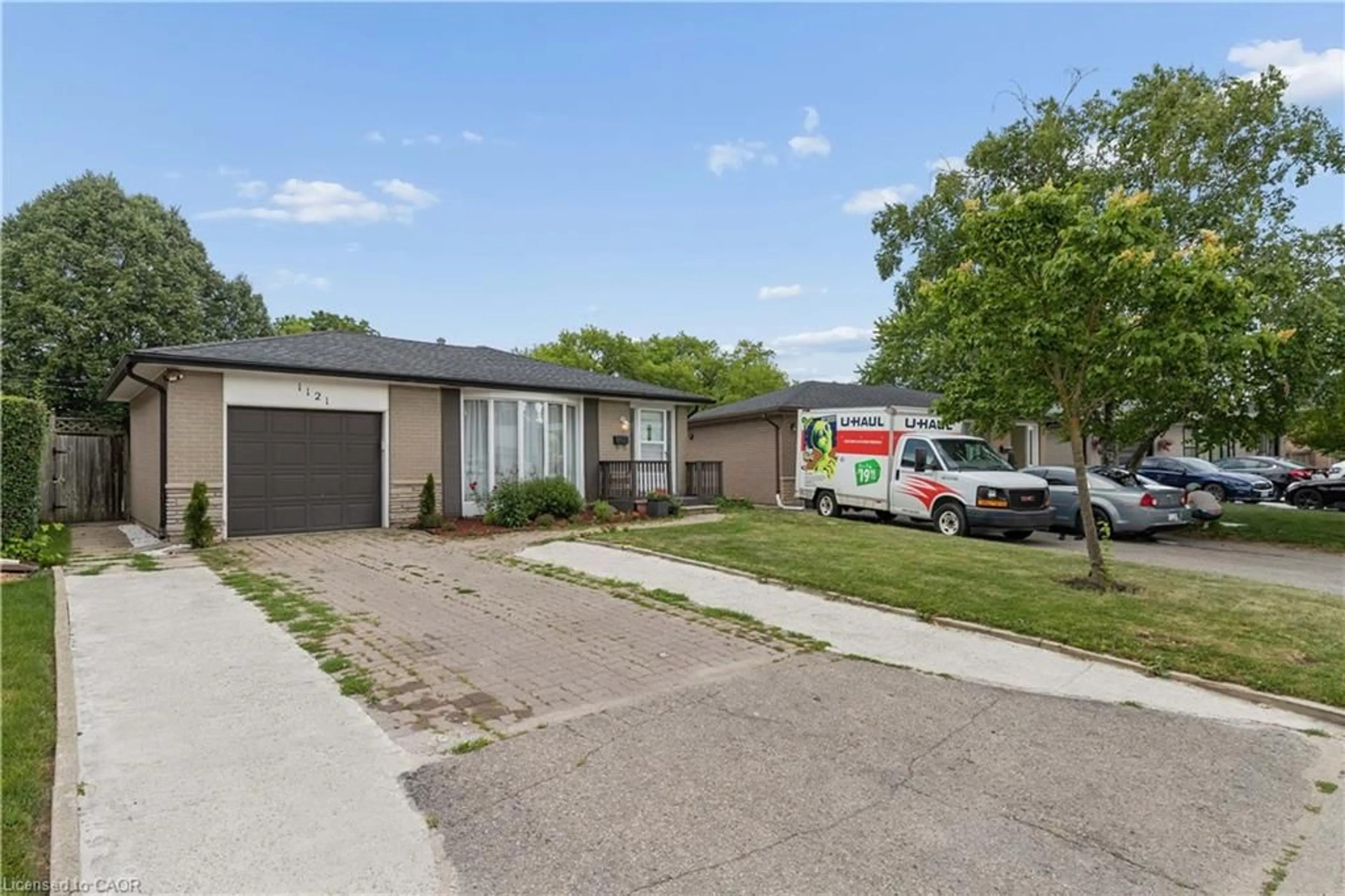 Unknown for 1121 Valentine Dr, Cambridge Ontario N3H 2N9