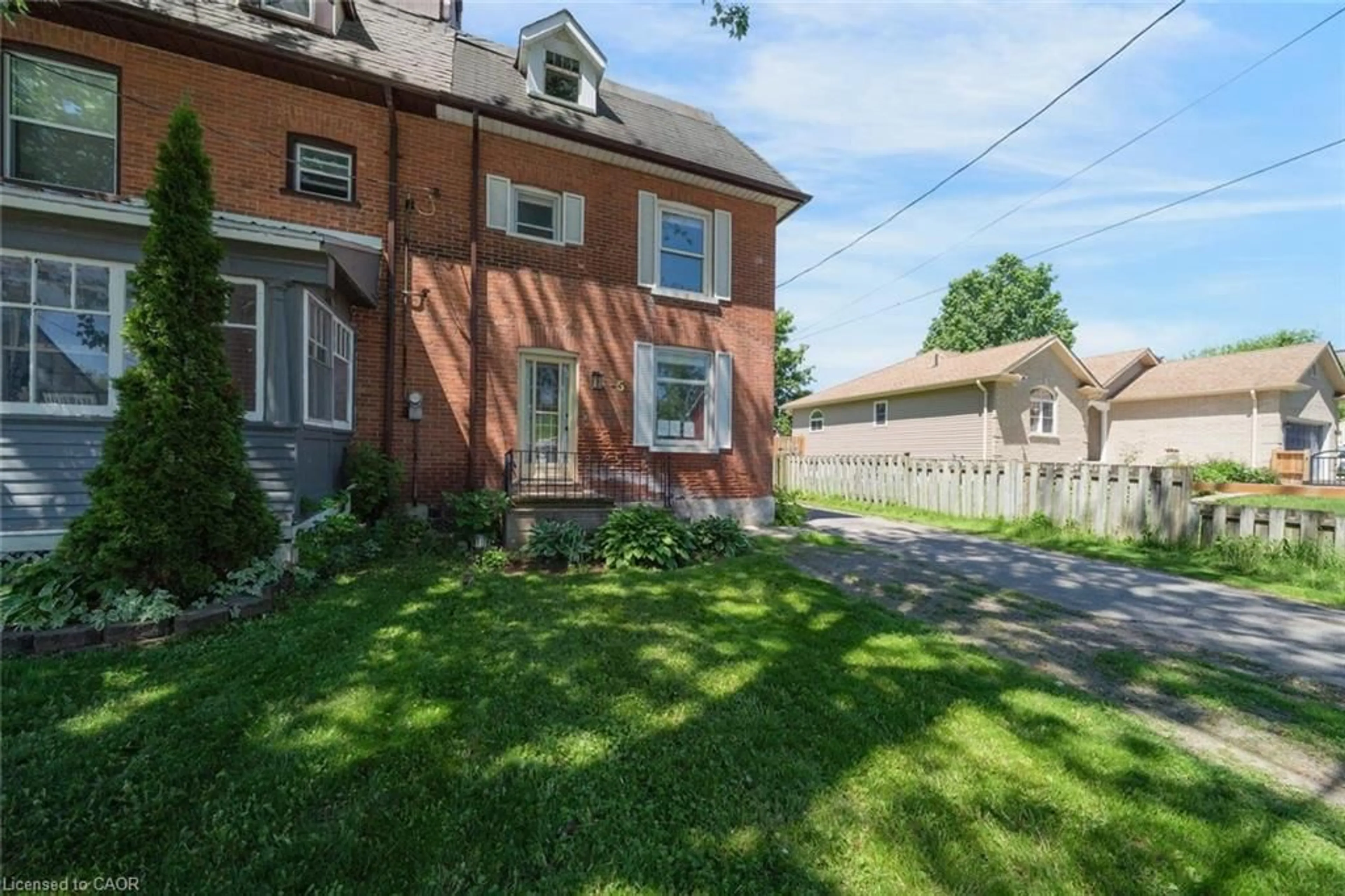 Patio, street for 15 George St, Omemee Ontario K0L 2W0