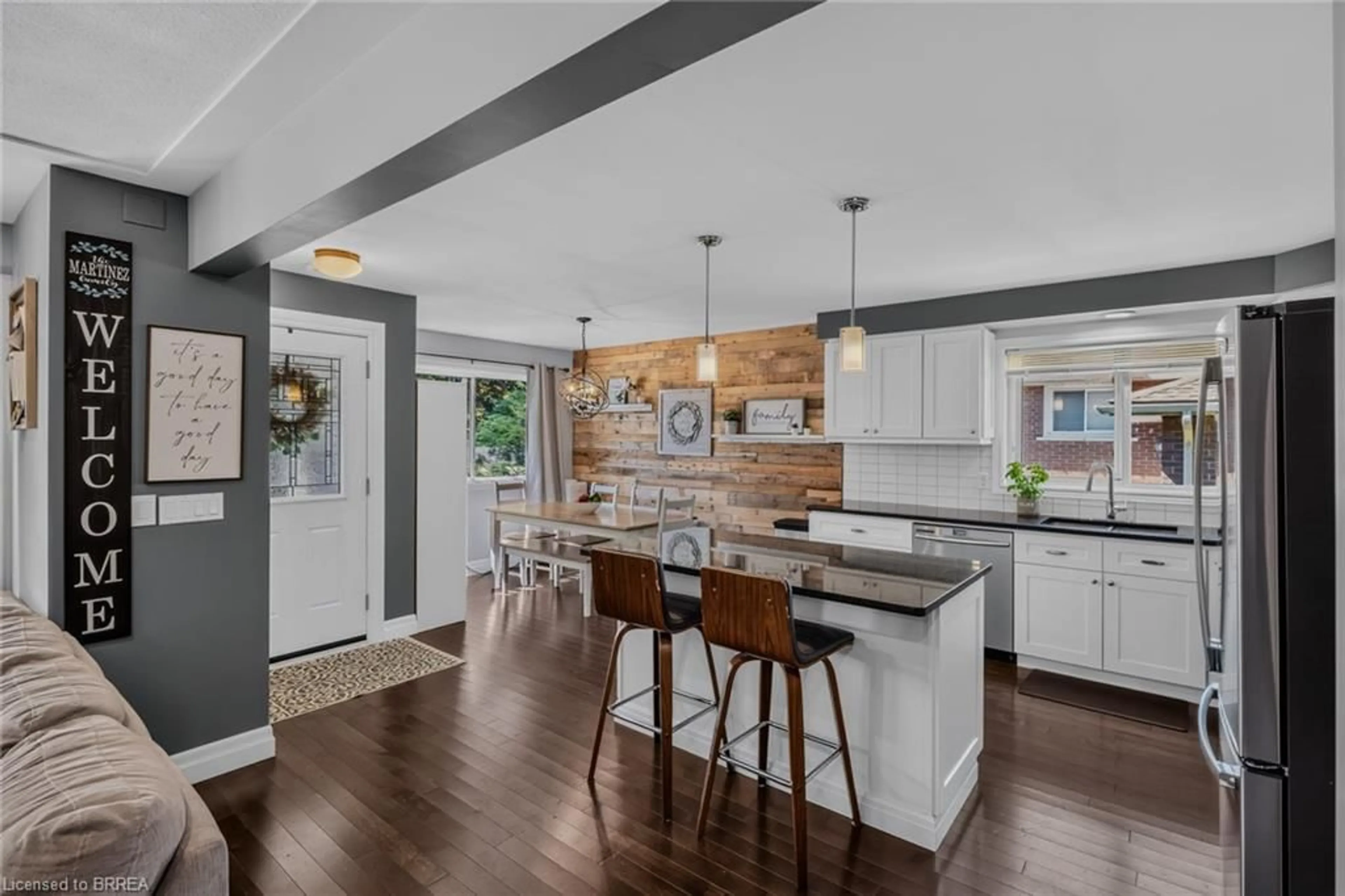Open concept kitchen, unknown for 38 Brier Park Rd, Brantford Ontario N3R 3P7