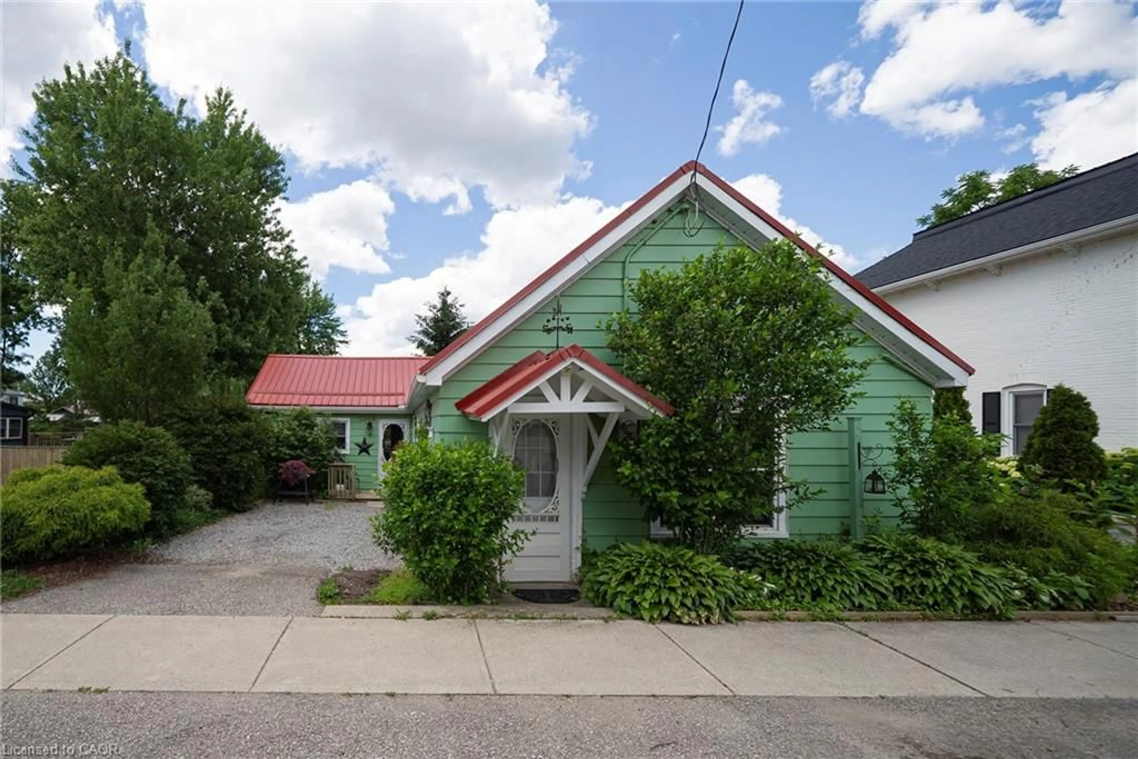 Unknown for 1045 Bay St, Port Rowan Ontario N0E 1M0