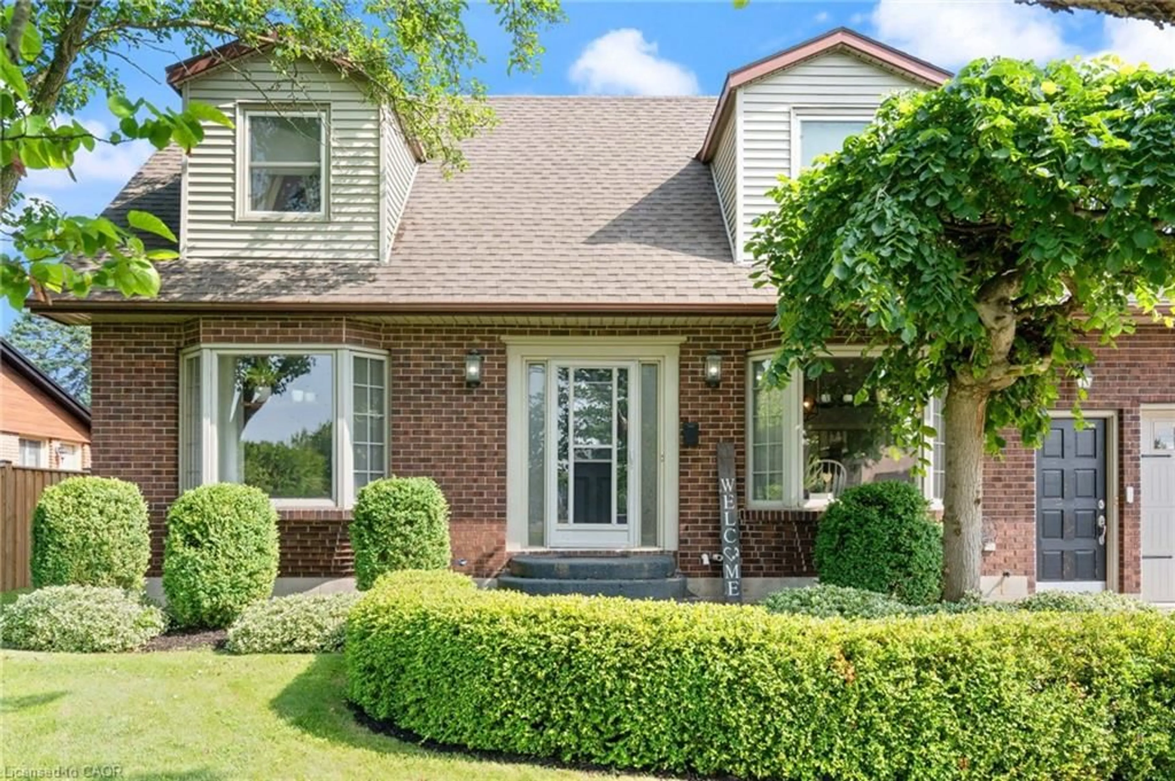 Home with brick exterior material, street for 1015 Queen St, Courtland Ontario N0J 1E0