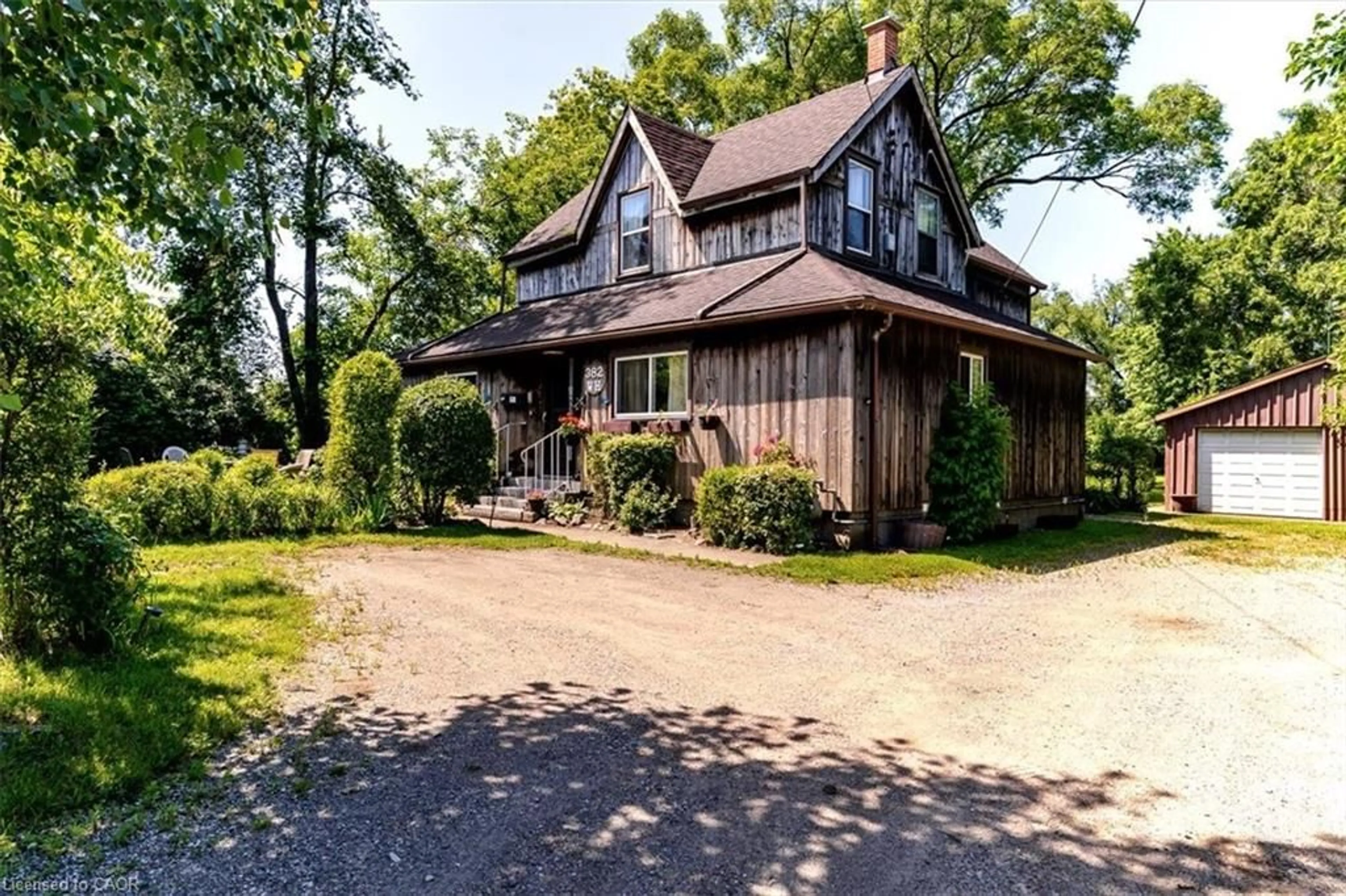 Unknown for 382 Beach Blvd, Hamilton Ontario L8H 6W7