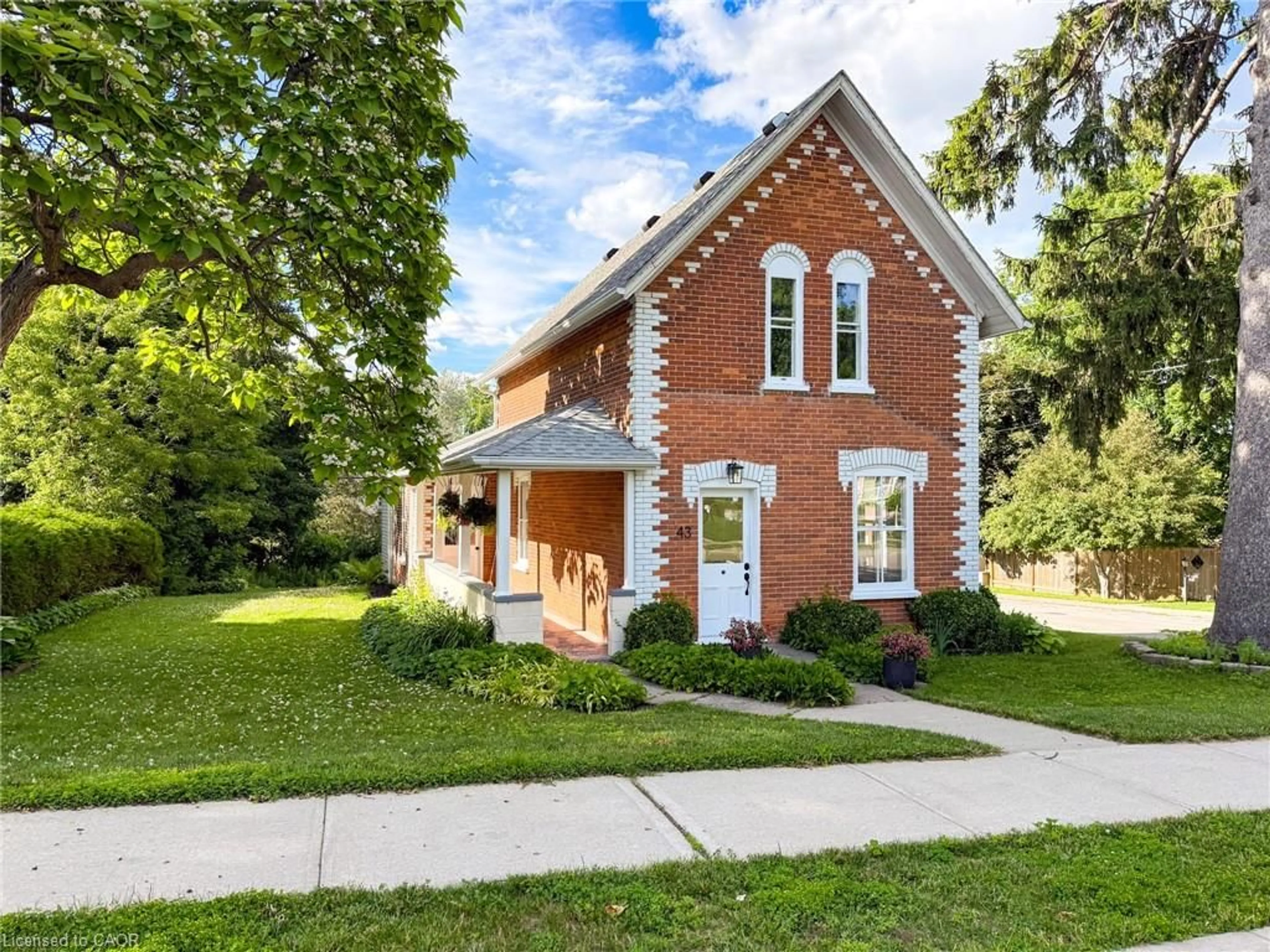 Home with brick exterior material, street for 43 Temperance St, Waterford Ontario N0E 1Y0