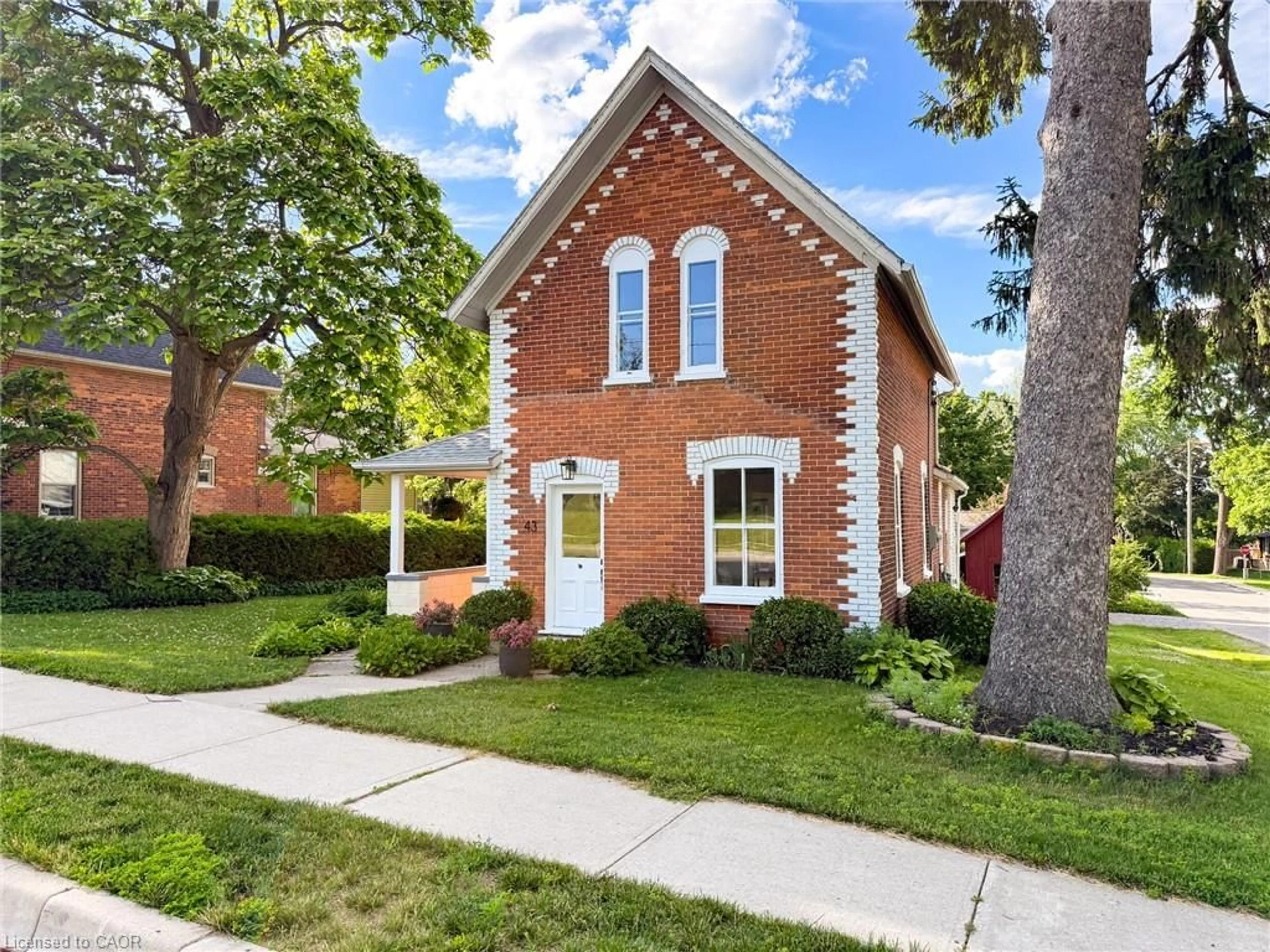 Home with brick exterior material, street for 43 Temperance St, Waterford Ontario N0E 1Y0