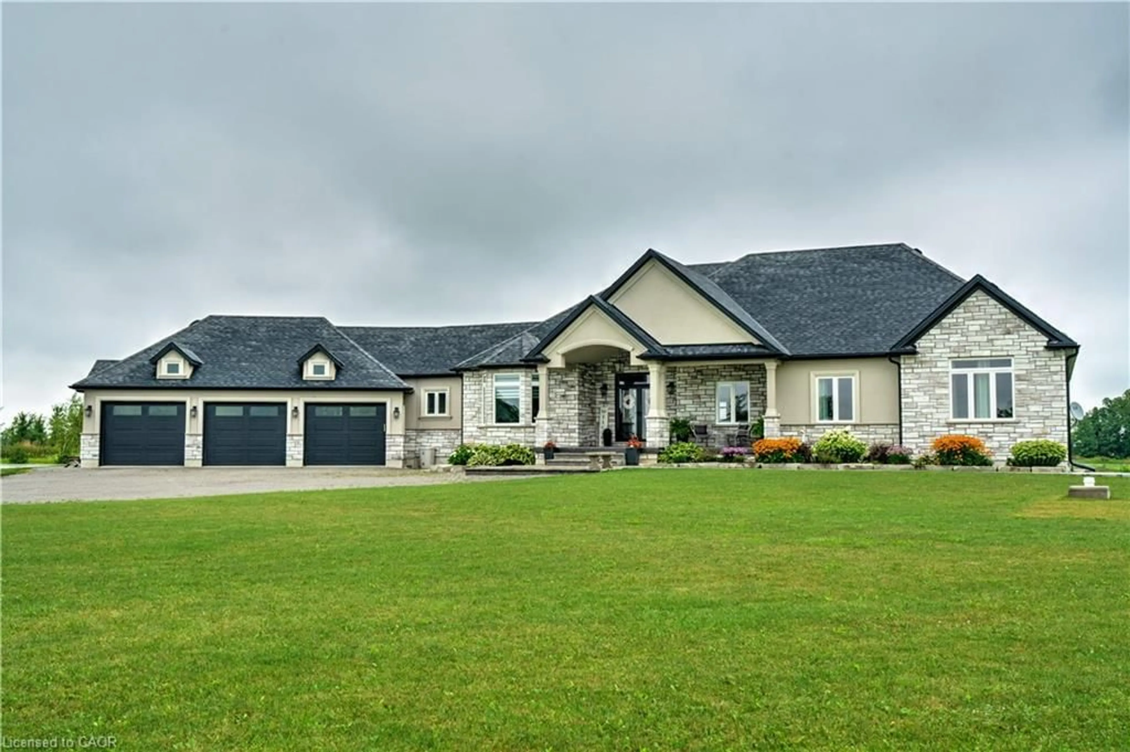 Home with vinyl exterior material, unknown for 148 Moores Rd, York Ontario N0A 1R0