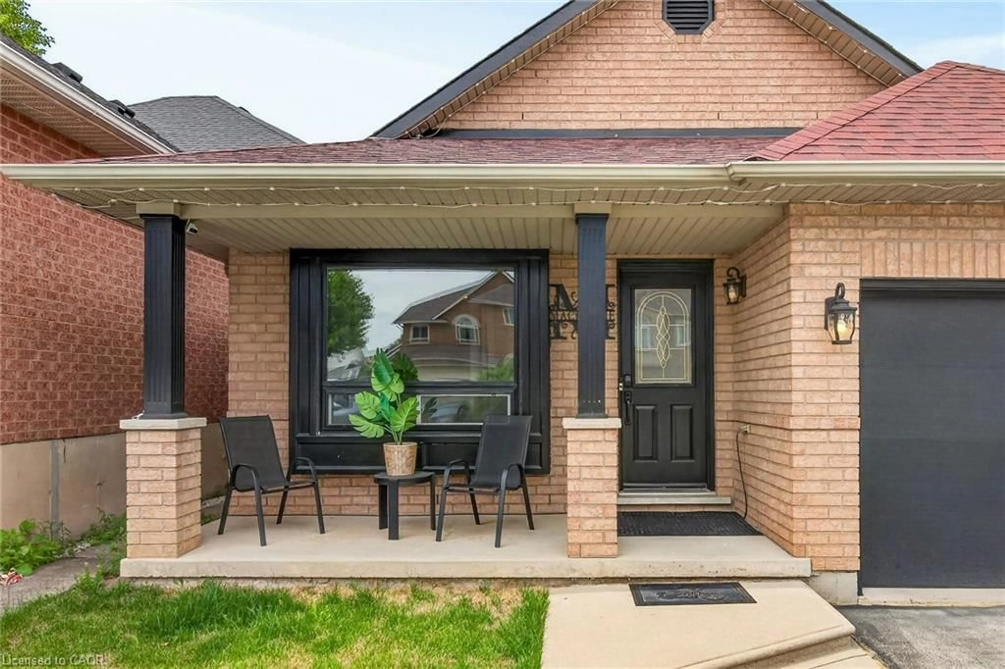 Home with brick exterior material, street for 195 Locheed Dr, Hamilton Ontario L8T 5A5