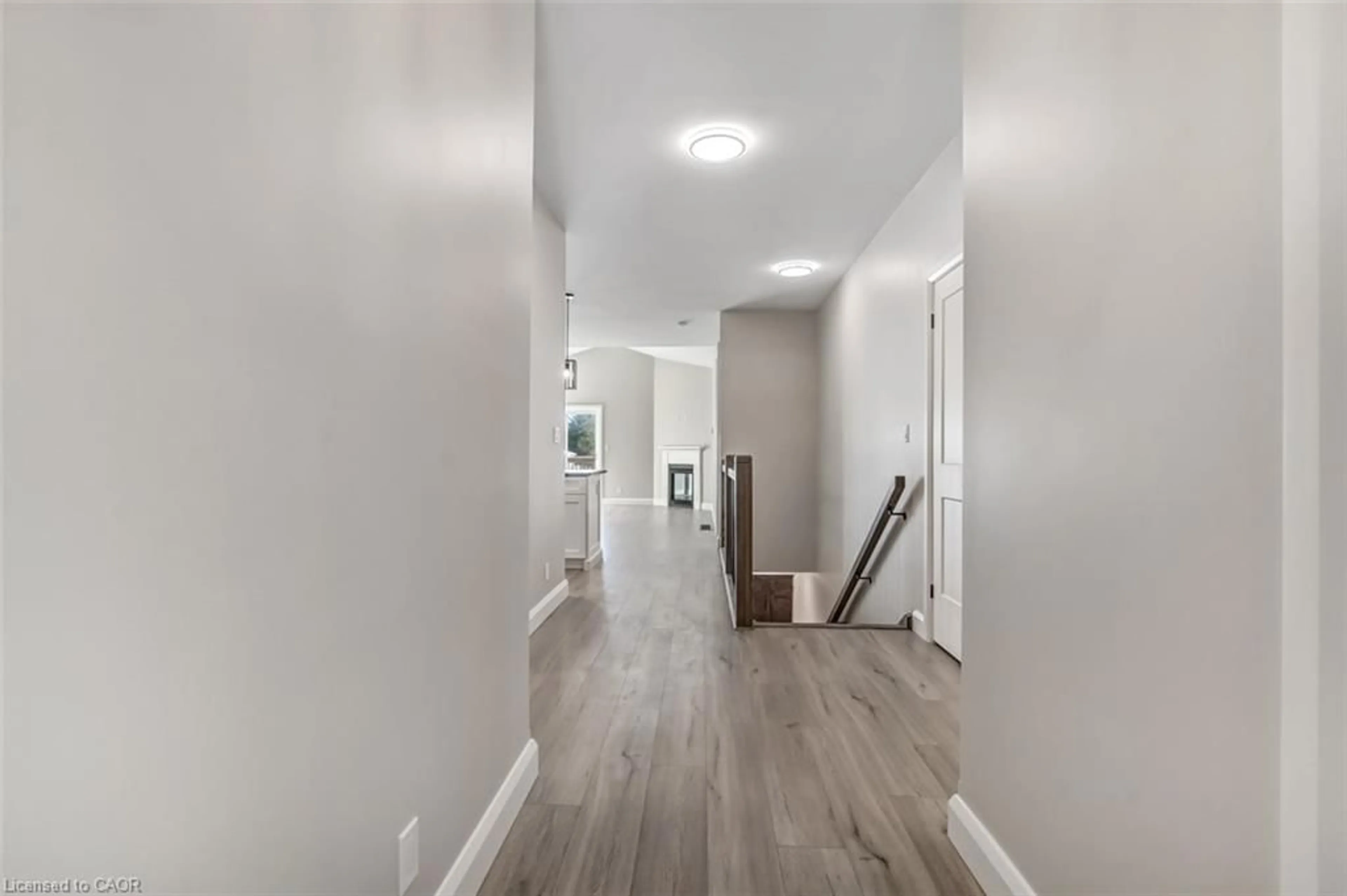 Indoor entryway for 51 Norfolk St, Waterford Ontario N0E 1Y0
